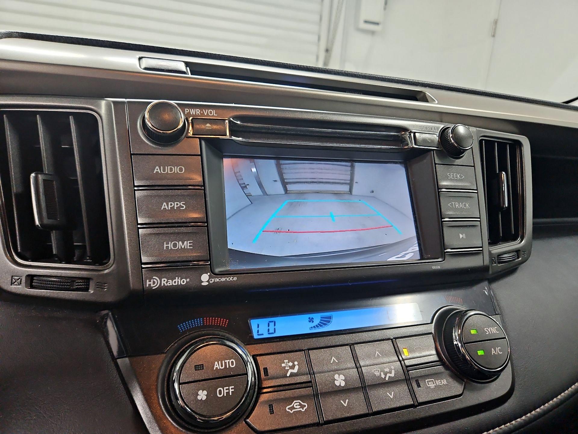 Thumbnail: 2015 Toyota RAV4 - 14