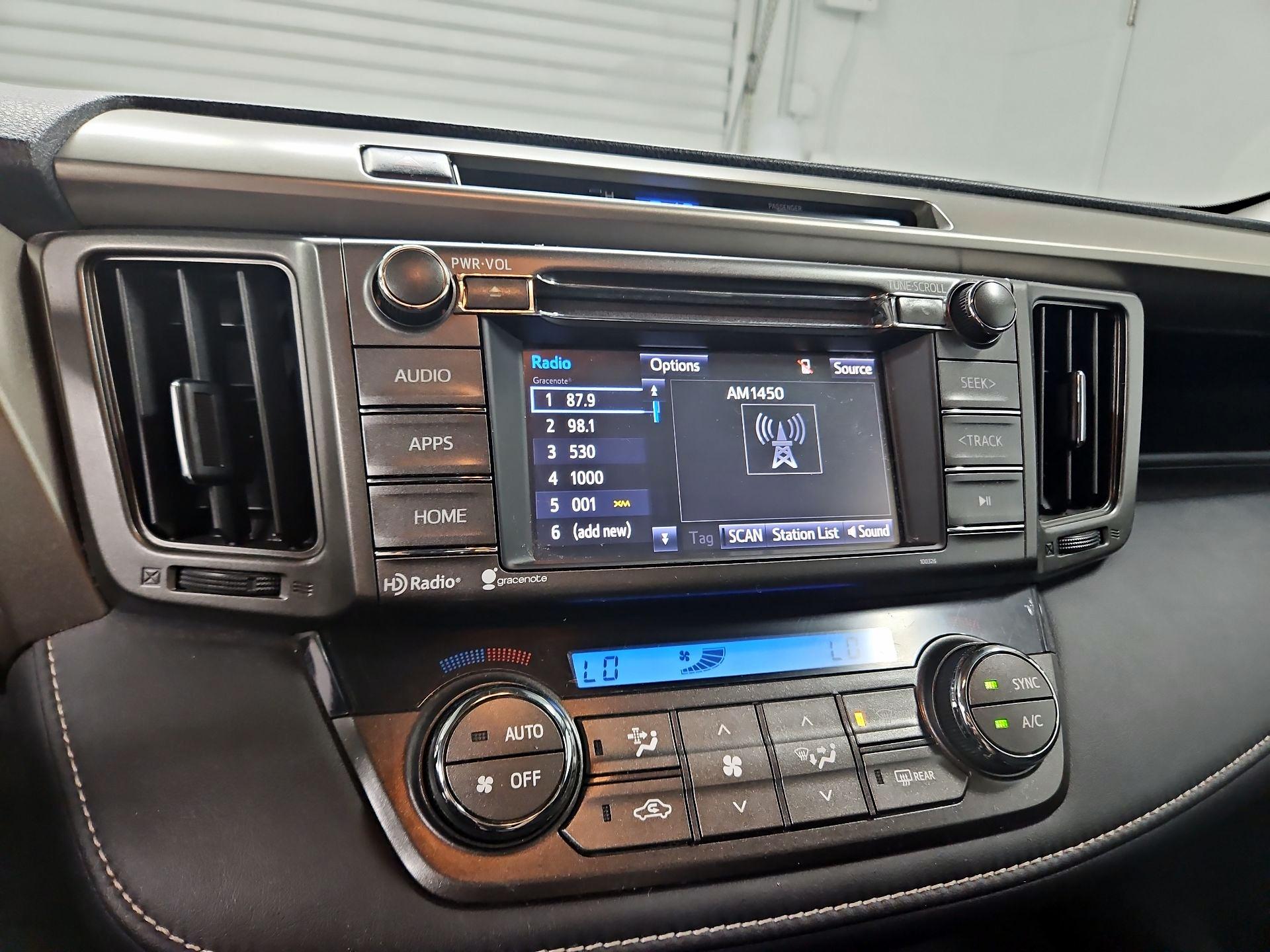 Thumbnail: 2015 Toyota RAV4 - 15