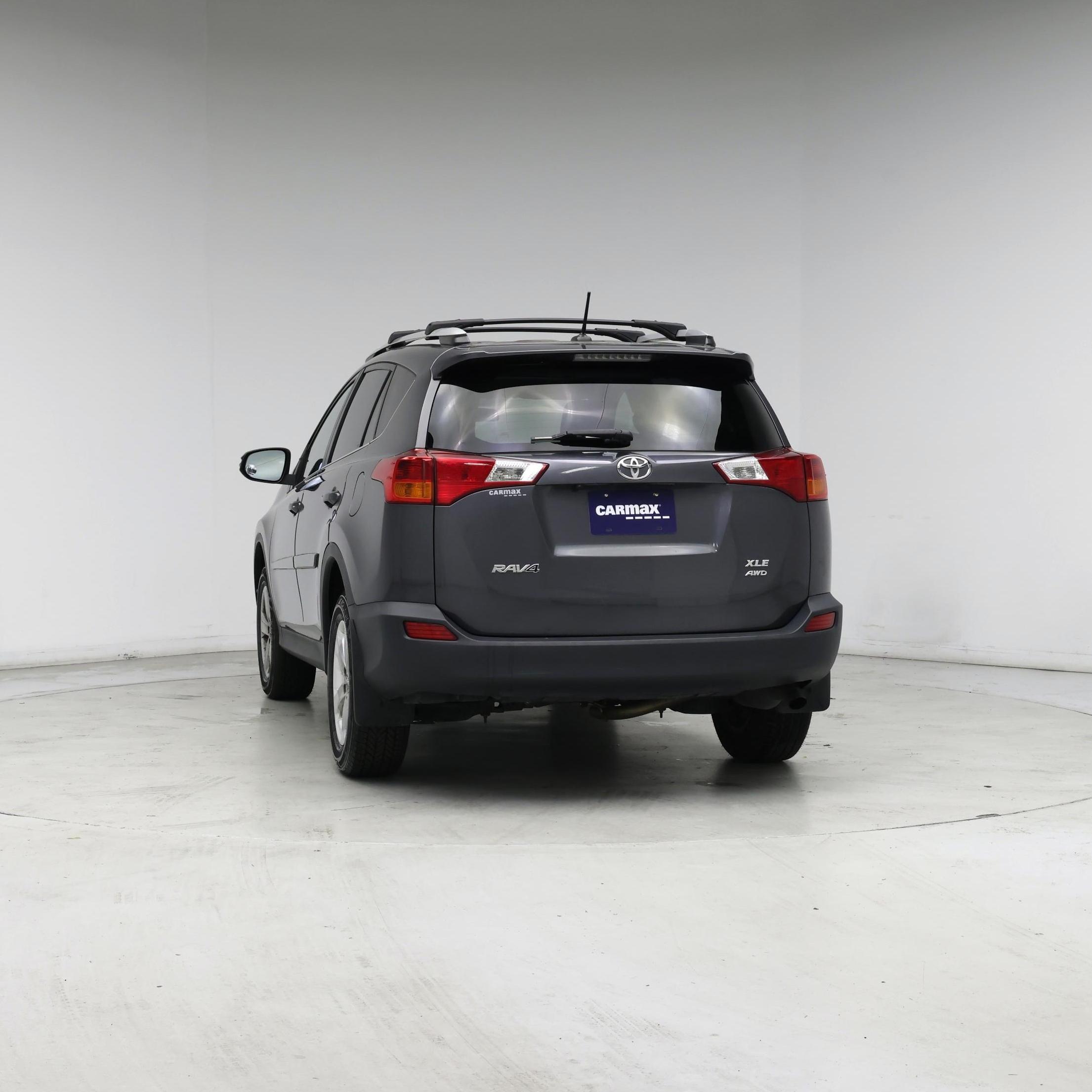 Thumbnail: 2015 Toyota RAV4 - 6