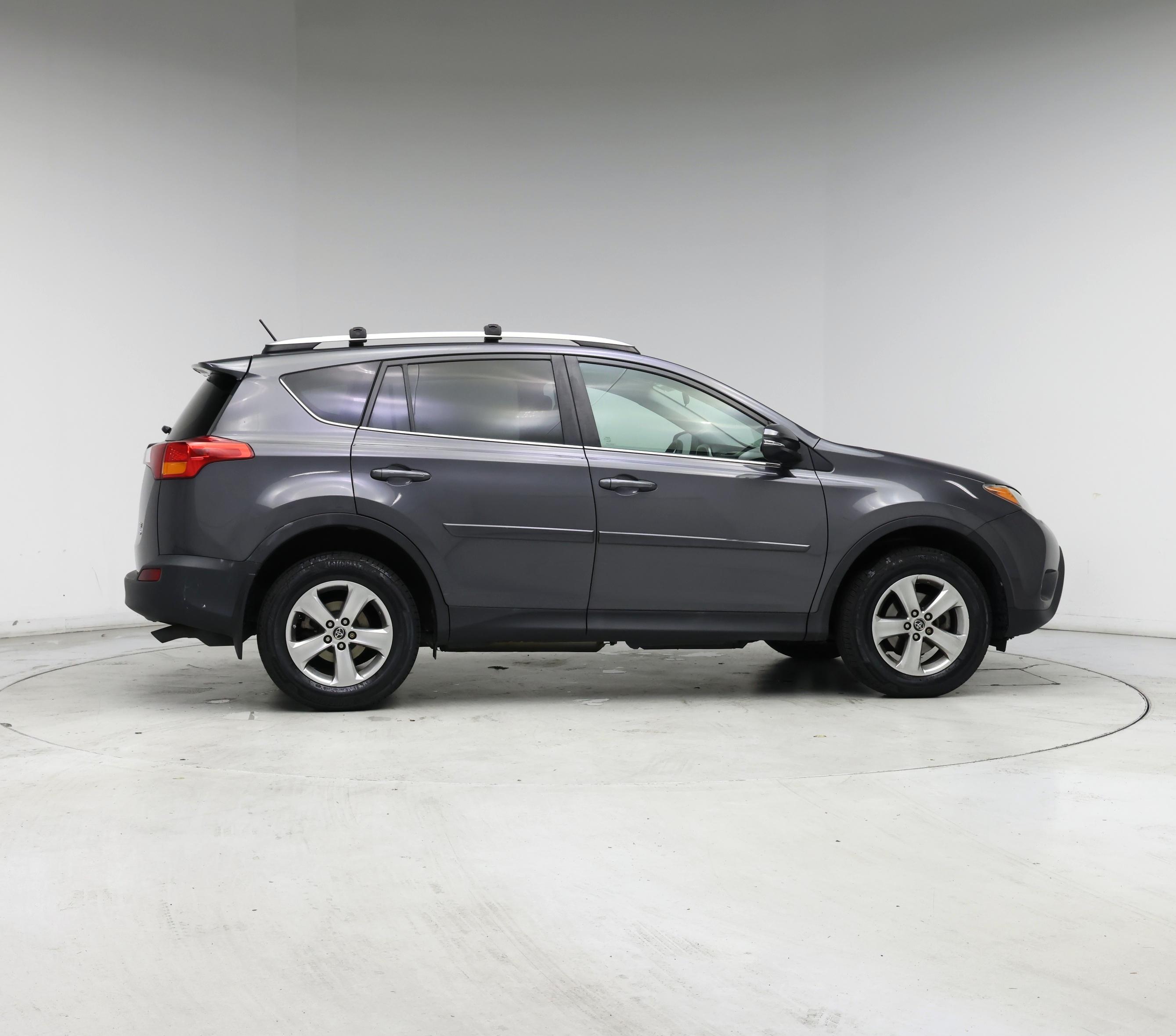 Thumbnail: 2015 Toyota RAV4 - 7