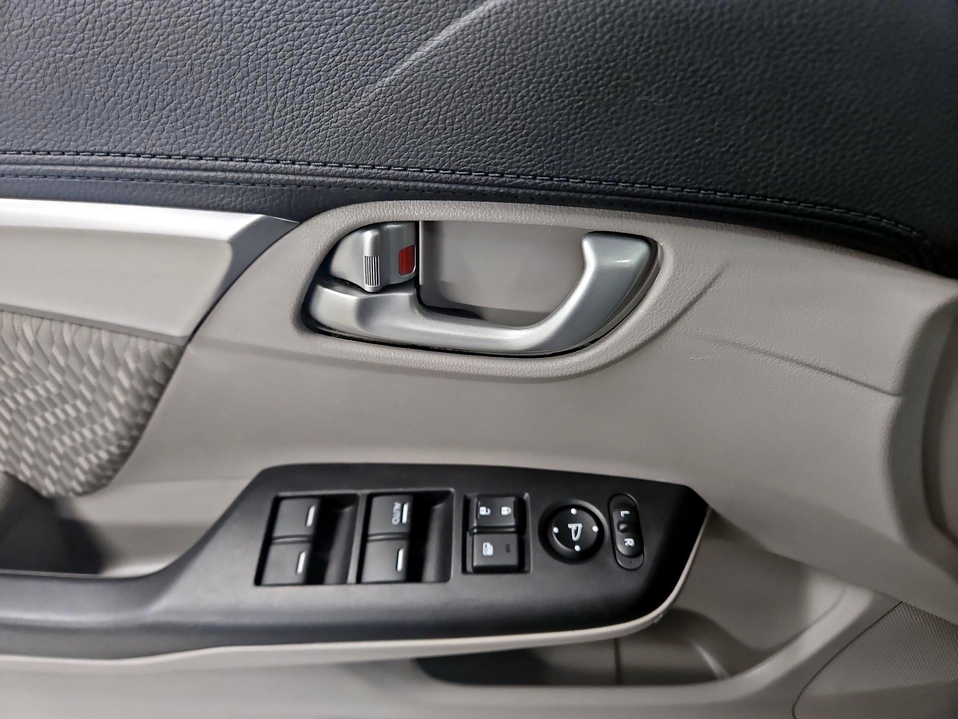 Thumbnail: 2014 Honda Civic - 12