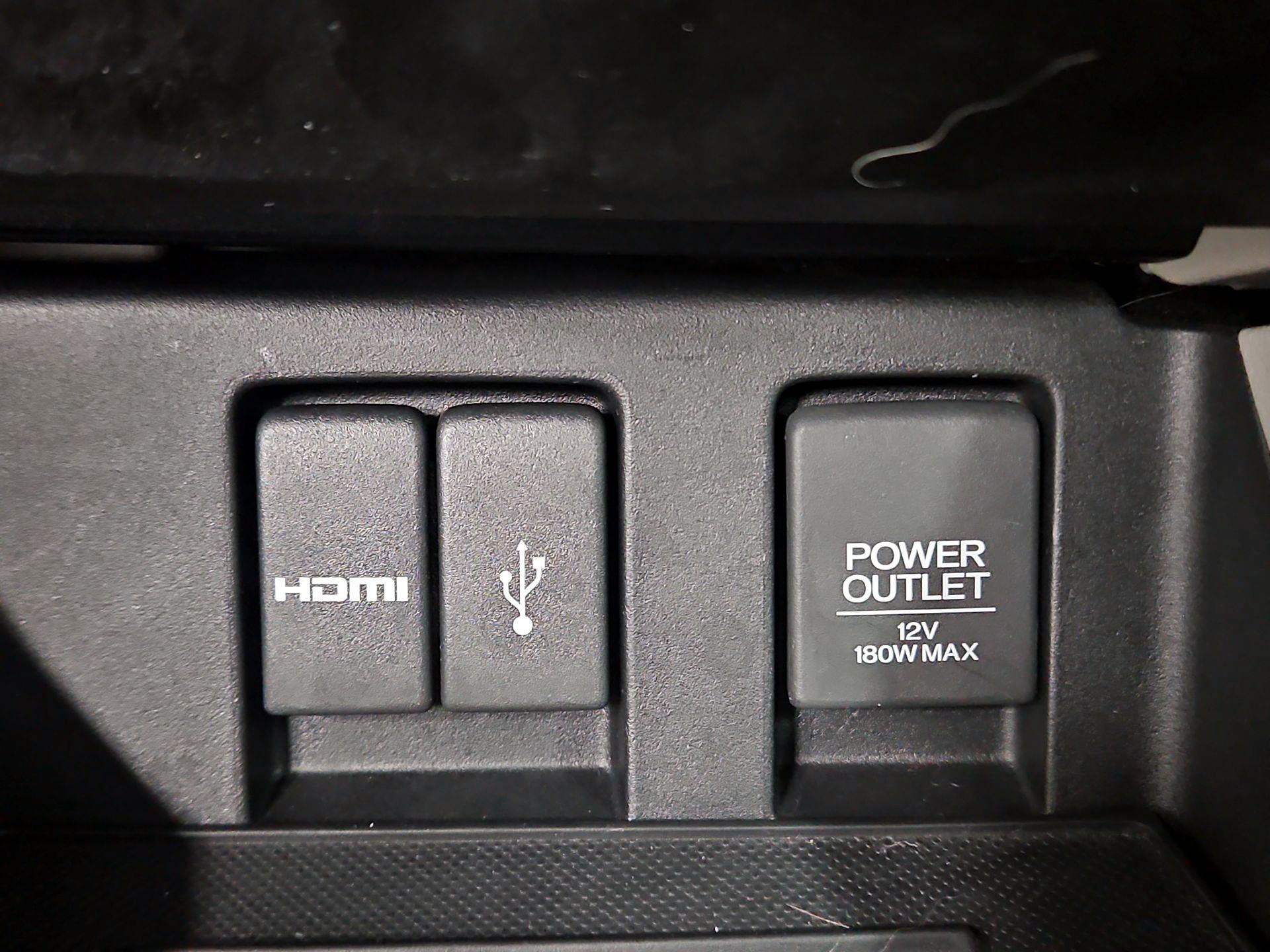 Thumbnail: 2014 Honda Civic - 18