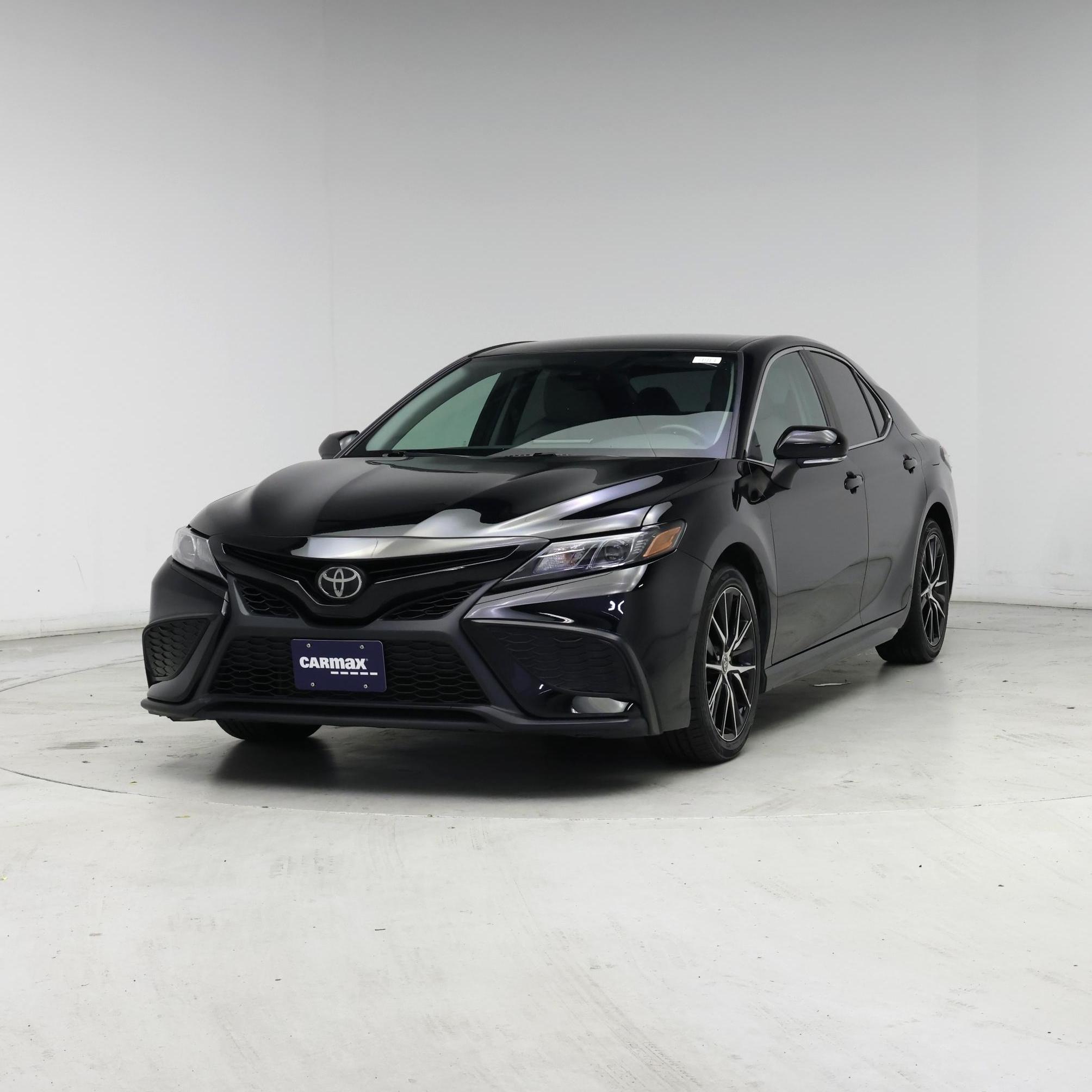 Thumbnail: 2022 Toyota Camry - 4