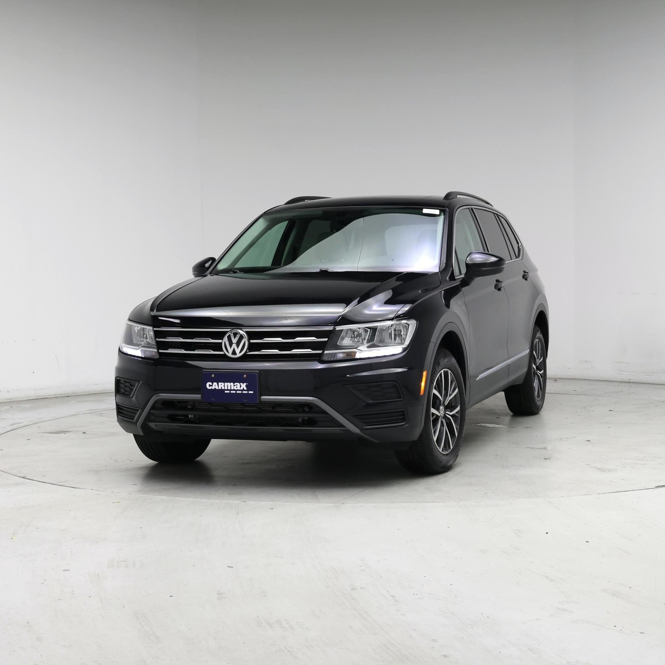 Thumbnail: 2020 Volkswagen Tiguan - 4