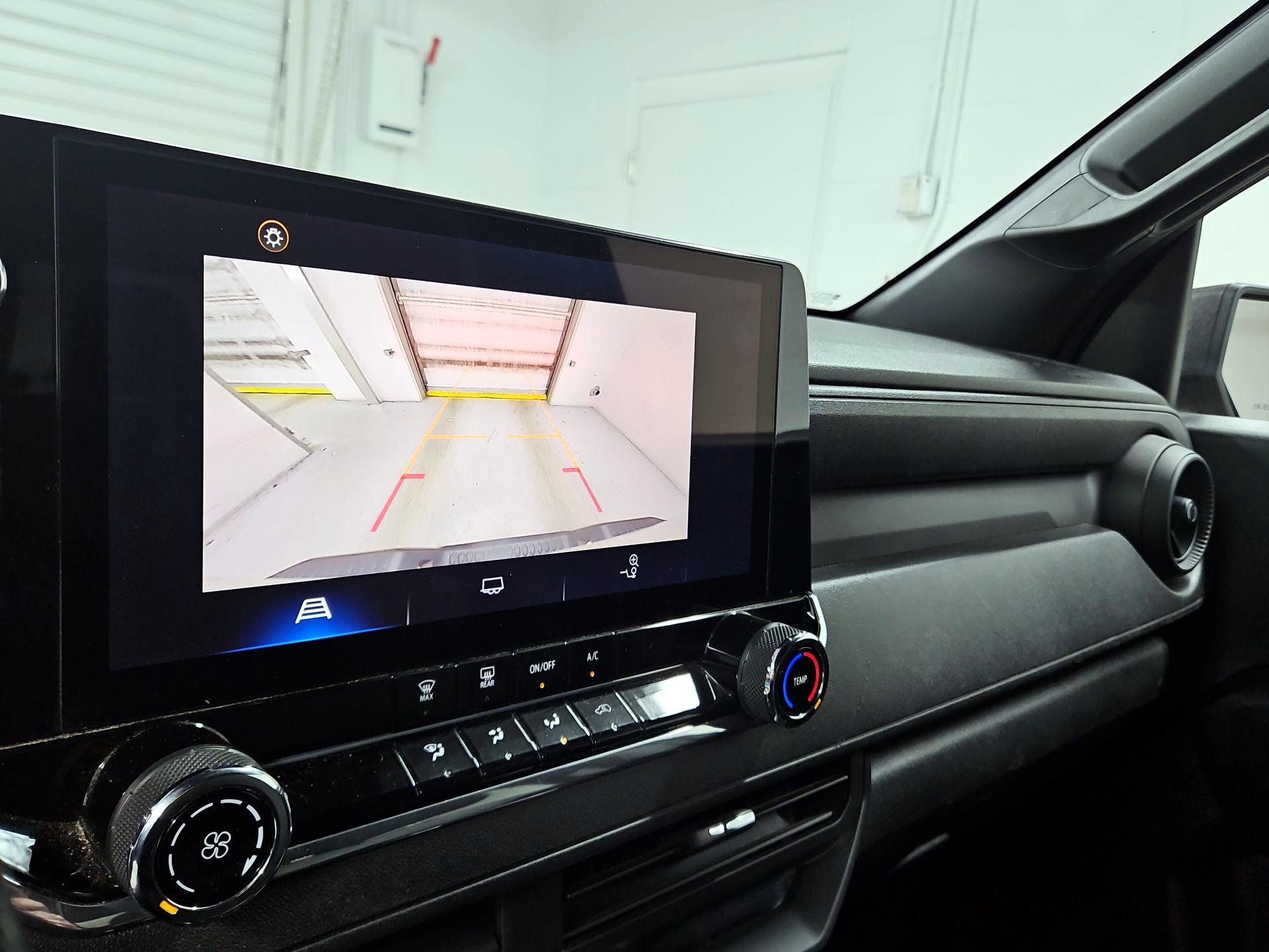 Thumbnail: 2023 Chevrolet Colorado - 15