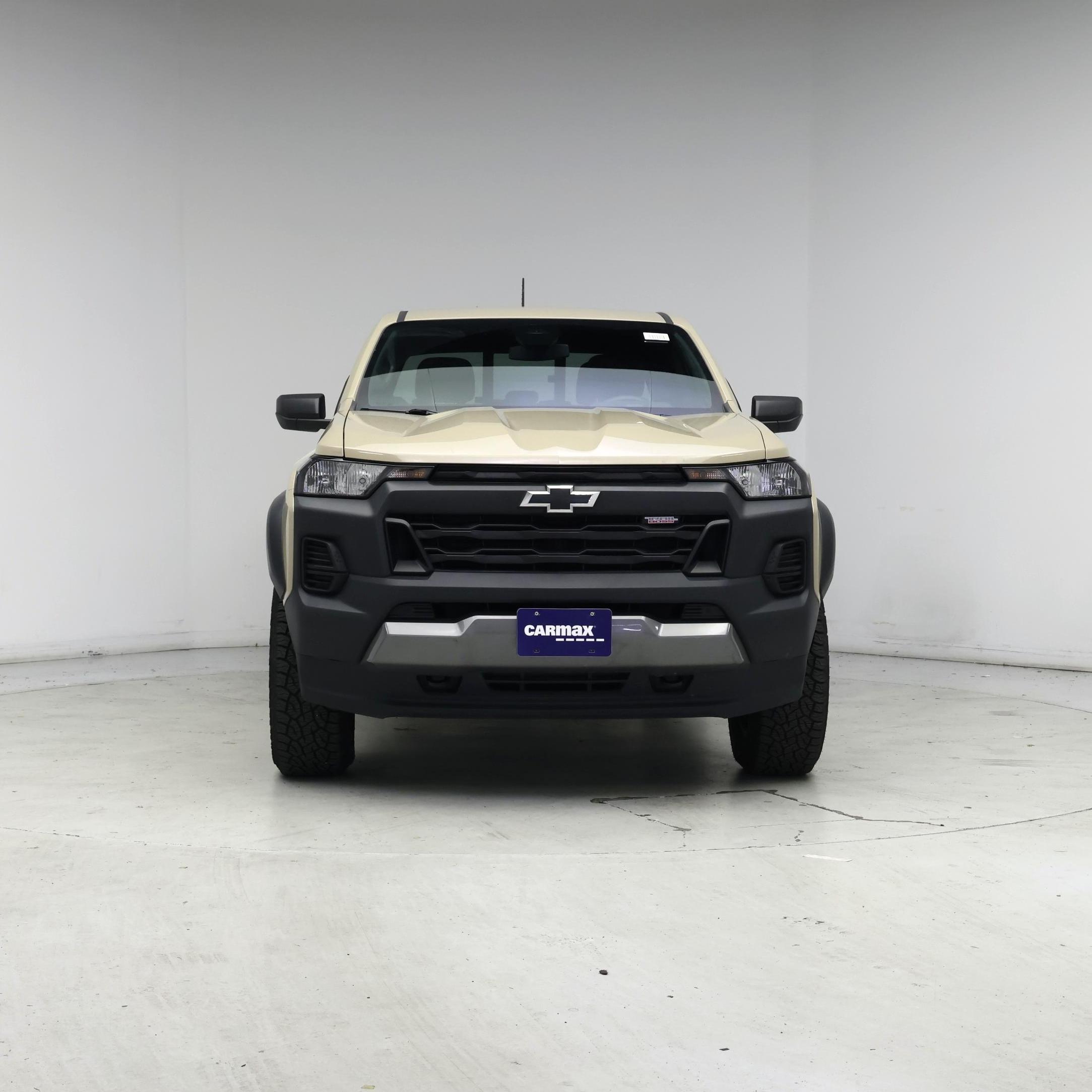 Thumbnail: 2023 Chevrolet Colorado - 5