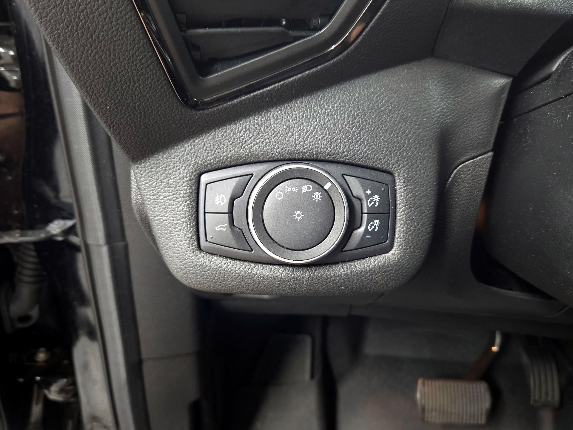 Thumbnail: 2018 Ford Escape - 13
