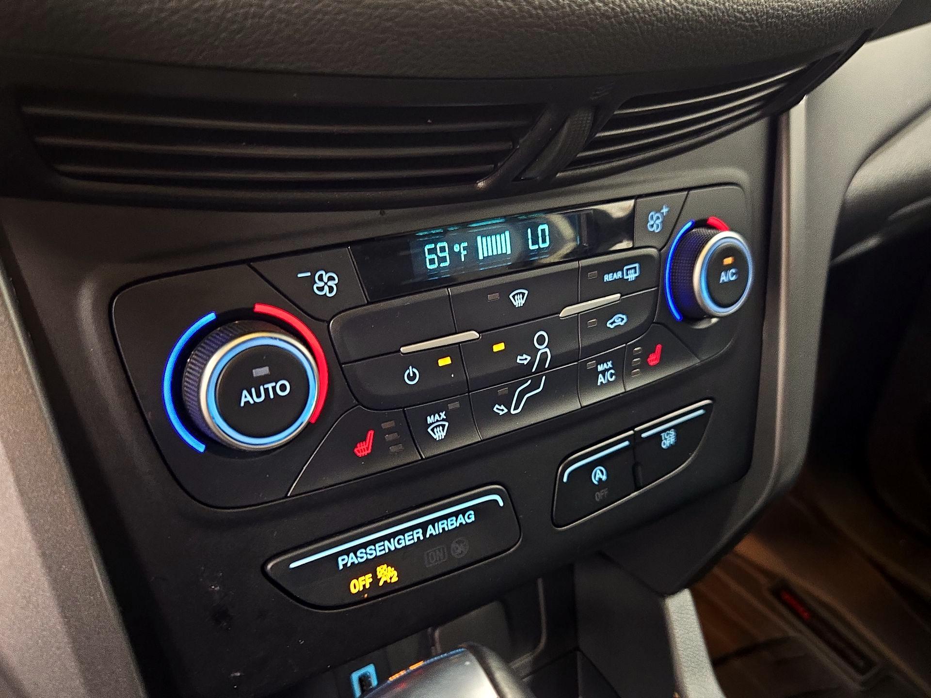 Thumbnail: 2018 Ford Escape - 16
