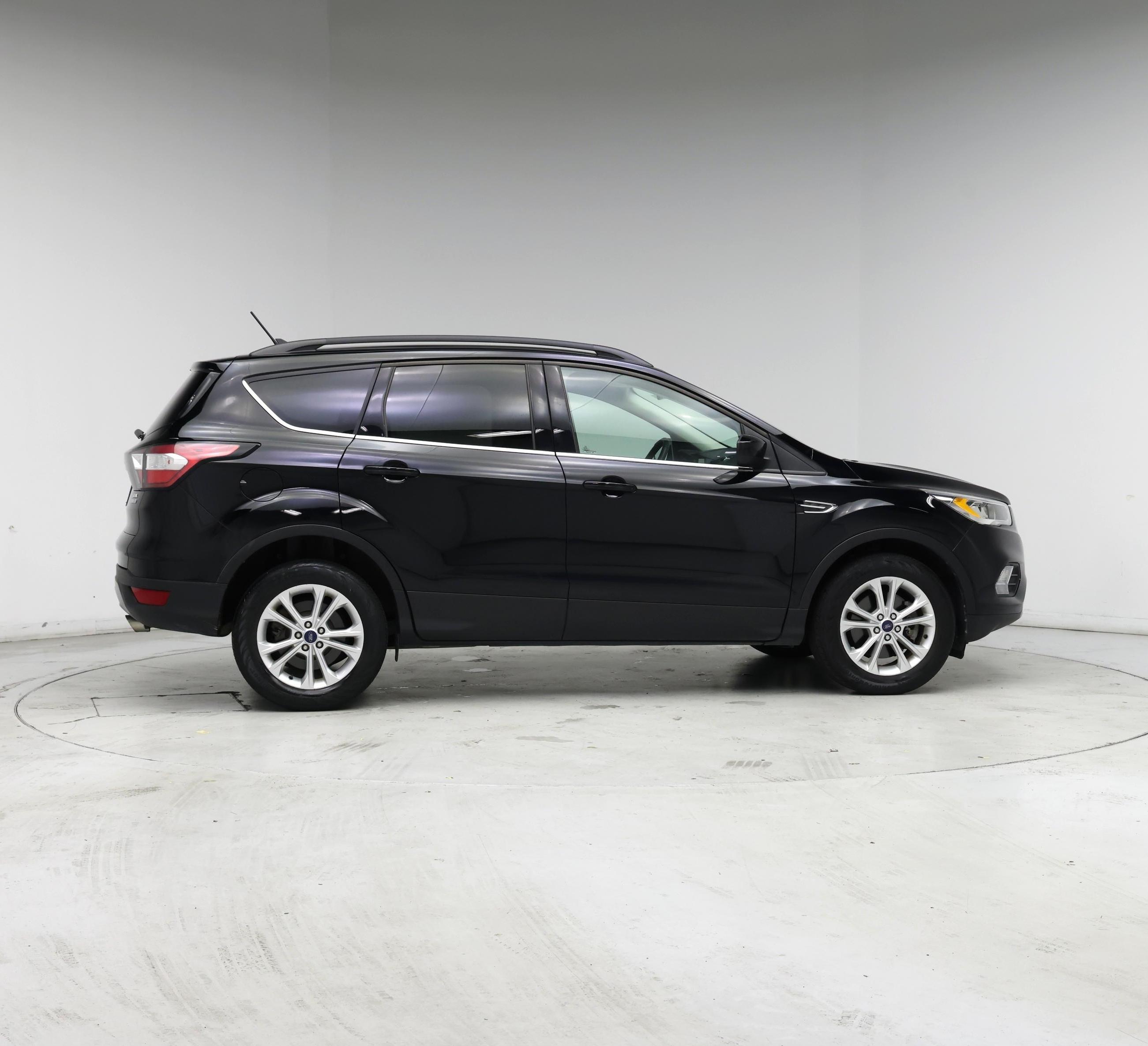 Thumbnail: 2018 Ford Escape - 7