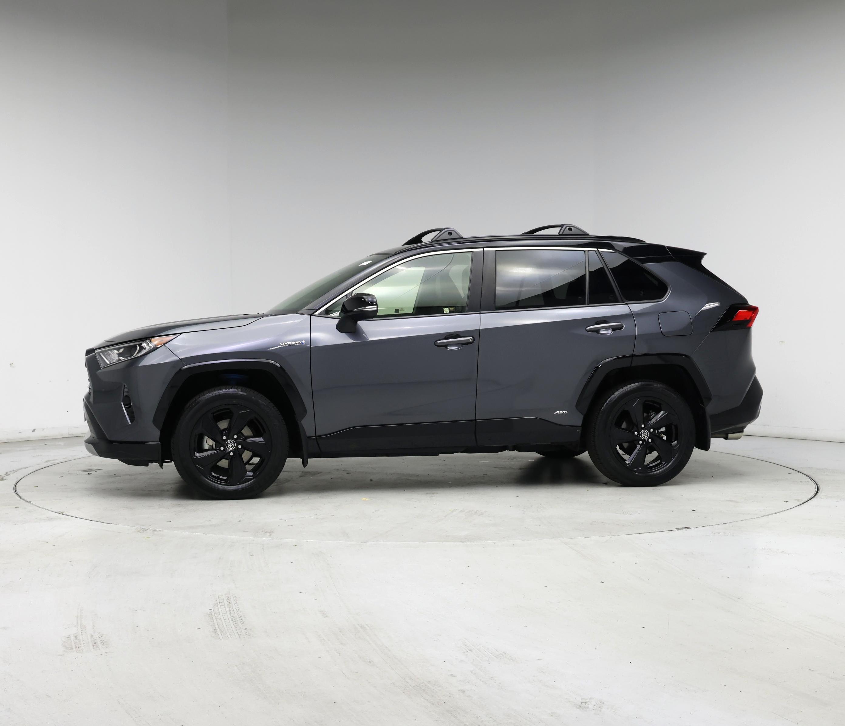 Thumbnail: 2020 Toyota RAV4 - 3