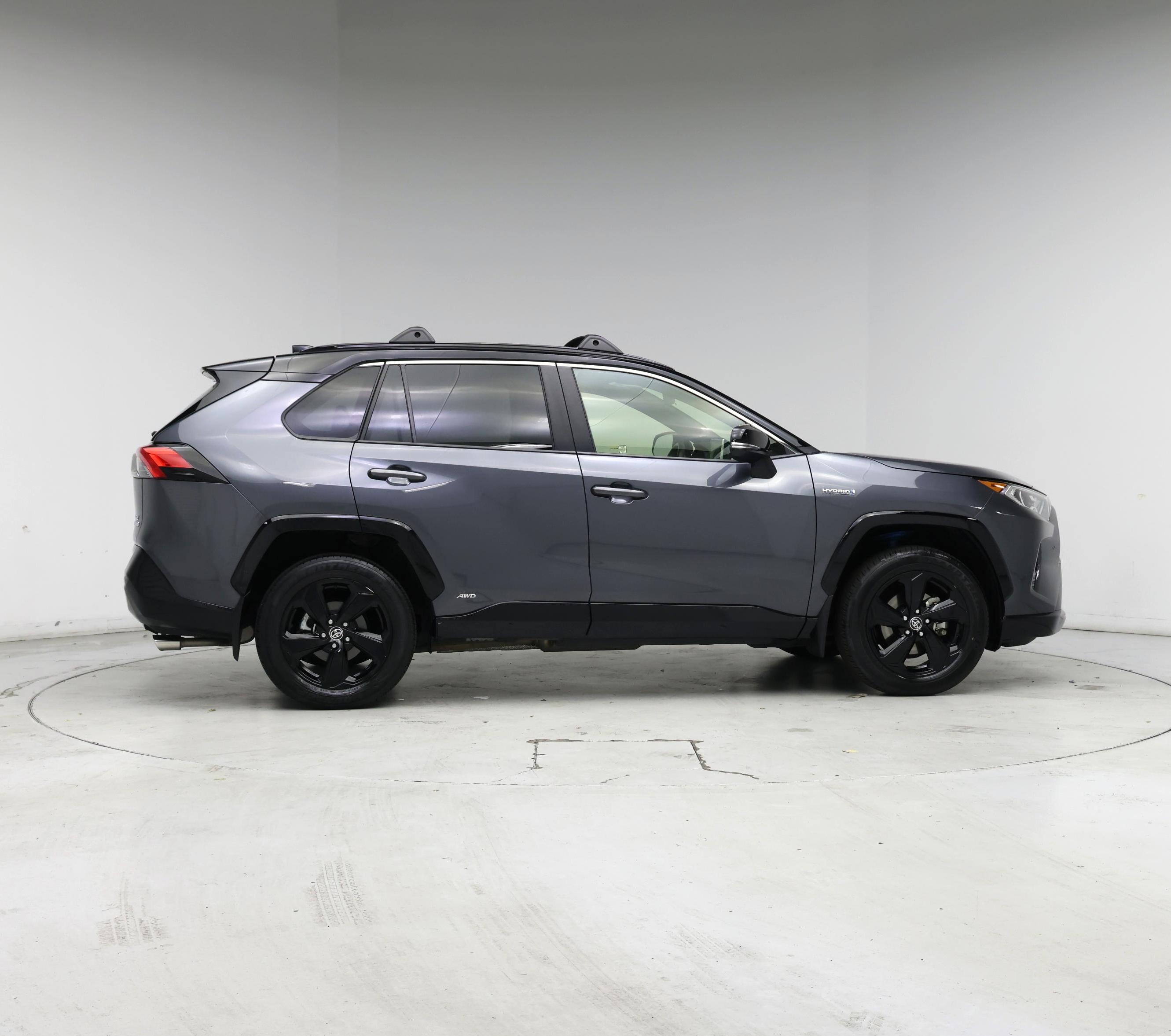 Thumbnail: 2020 Toyota RAV4 - 7
