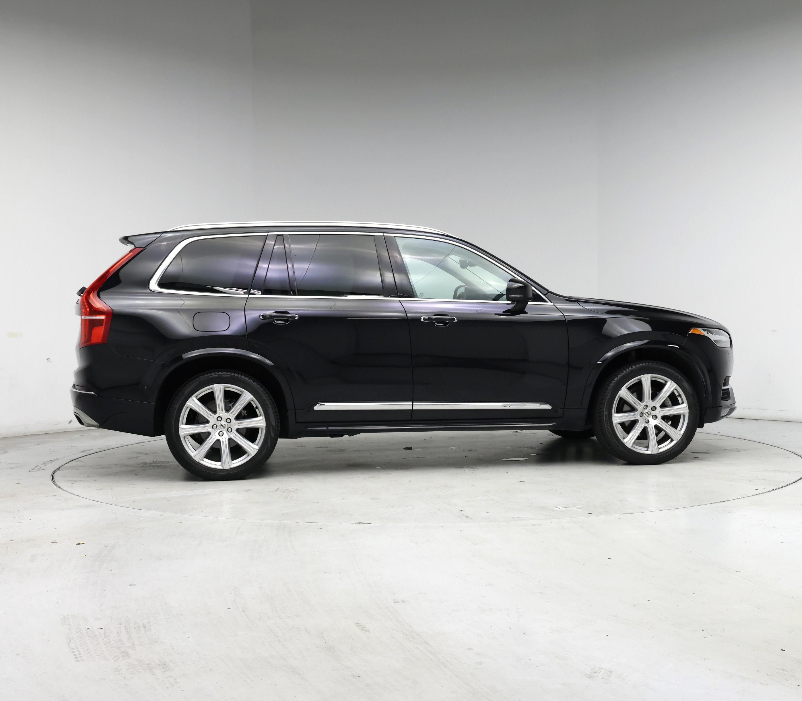 Thumbnail: 2017 Volvo XC90 - 7