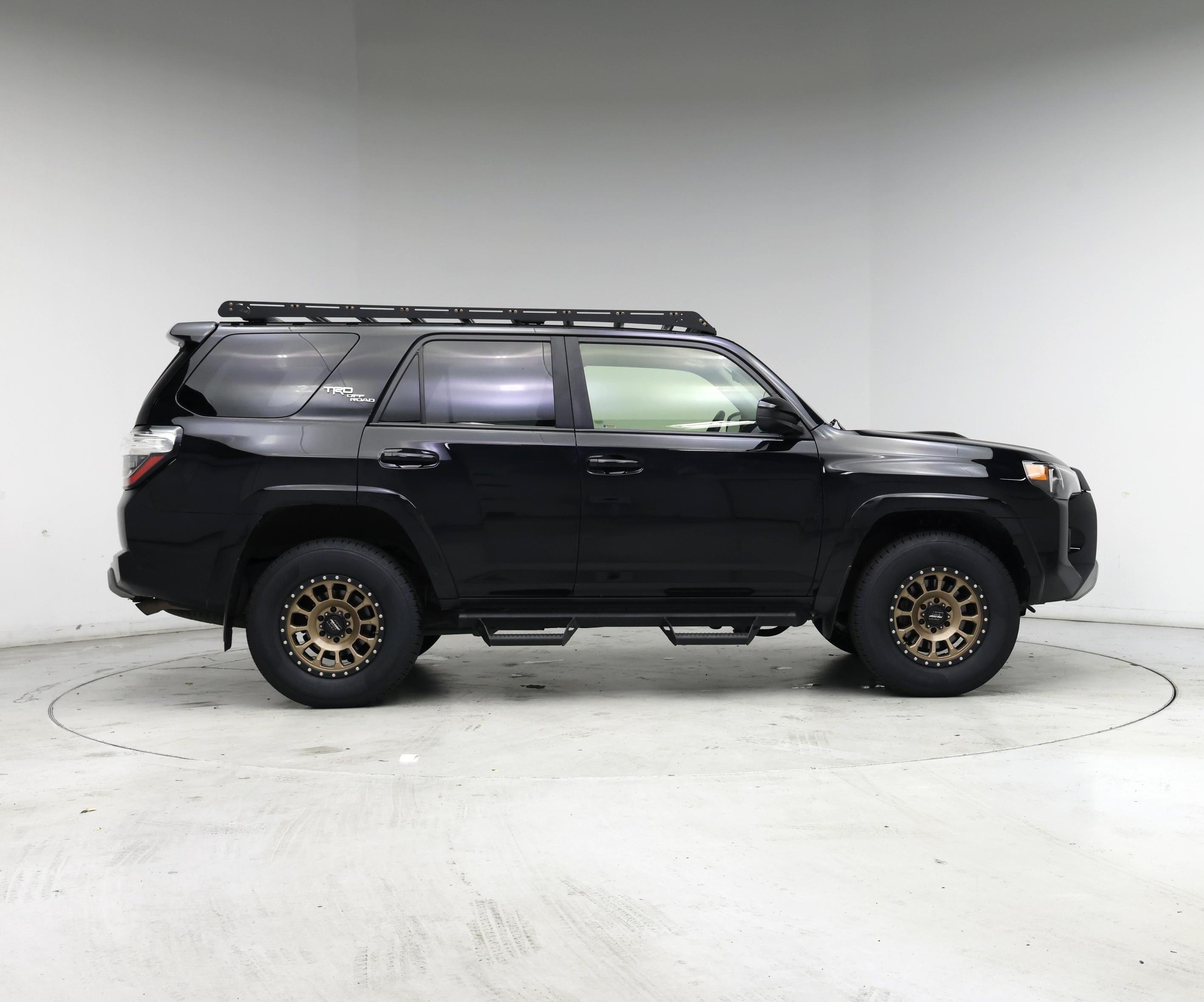 Thumbnail: 2021 Toyota 4Runner - 7