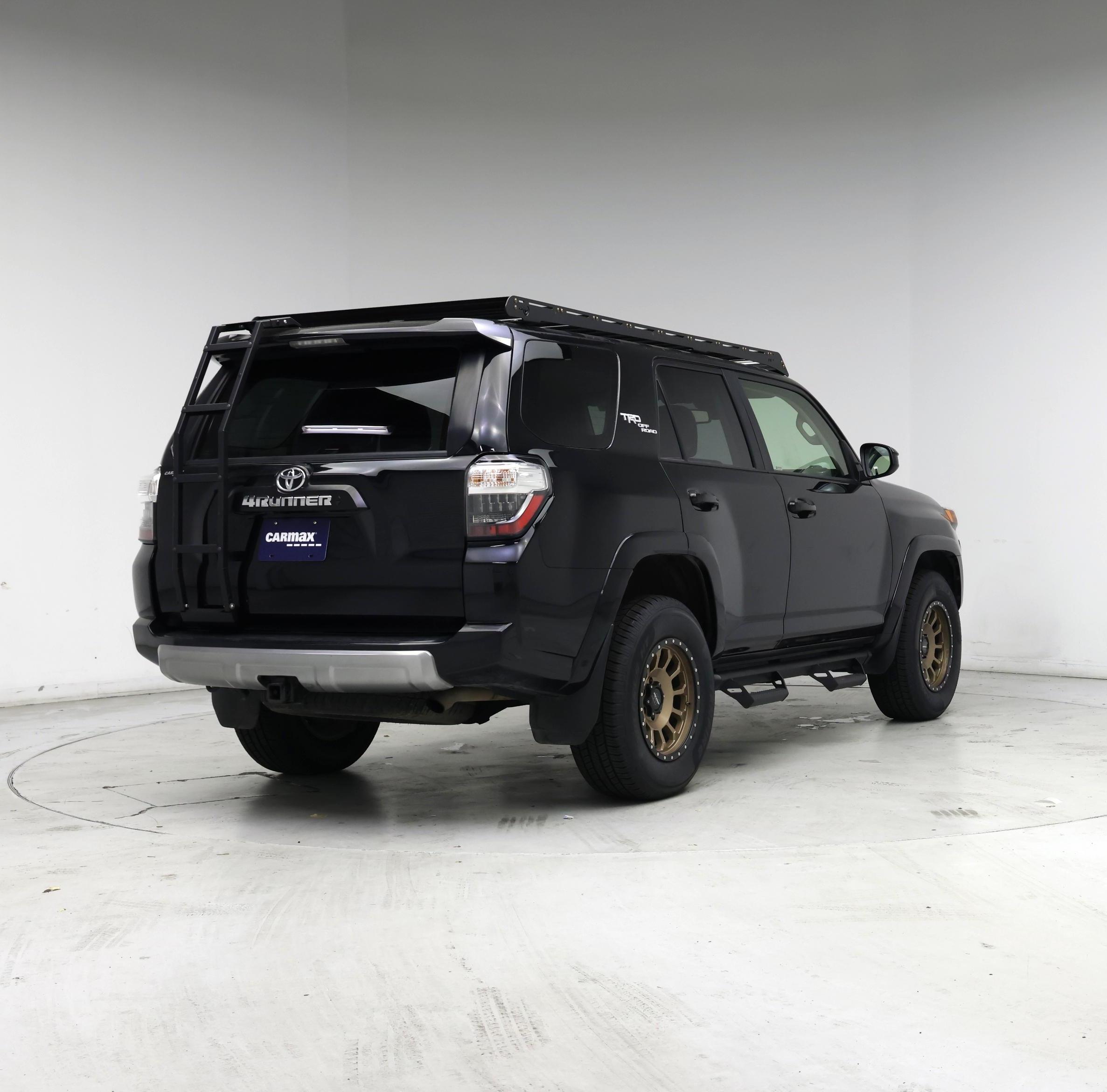 Thumbnail: 2021 Toyota 4Runner - 8