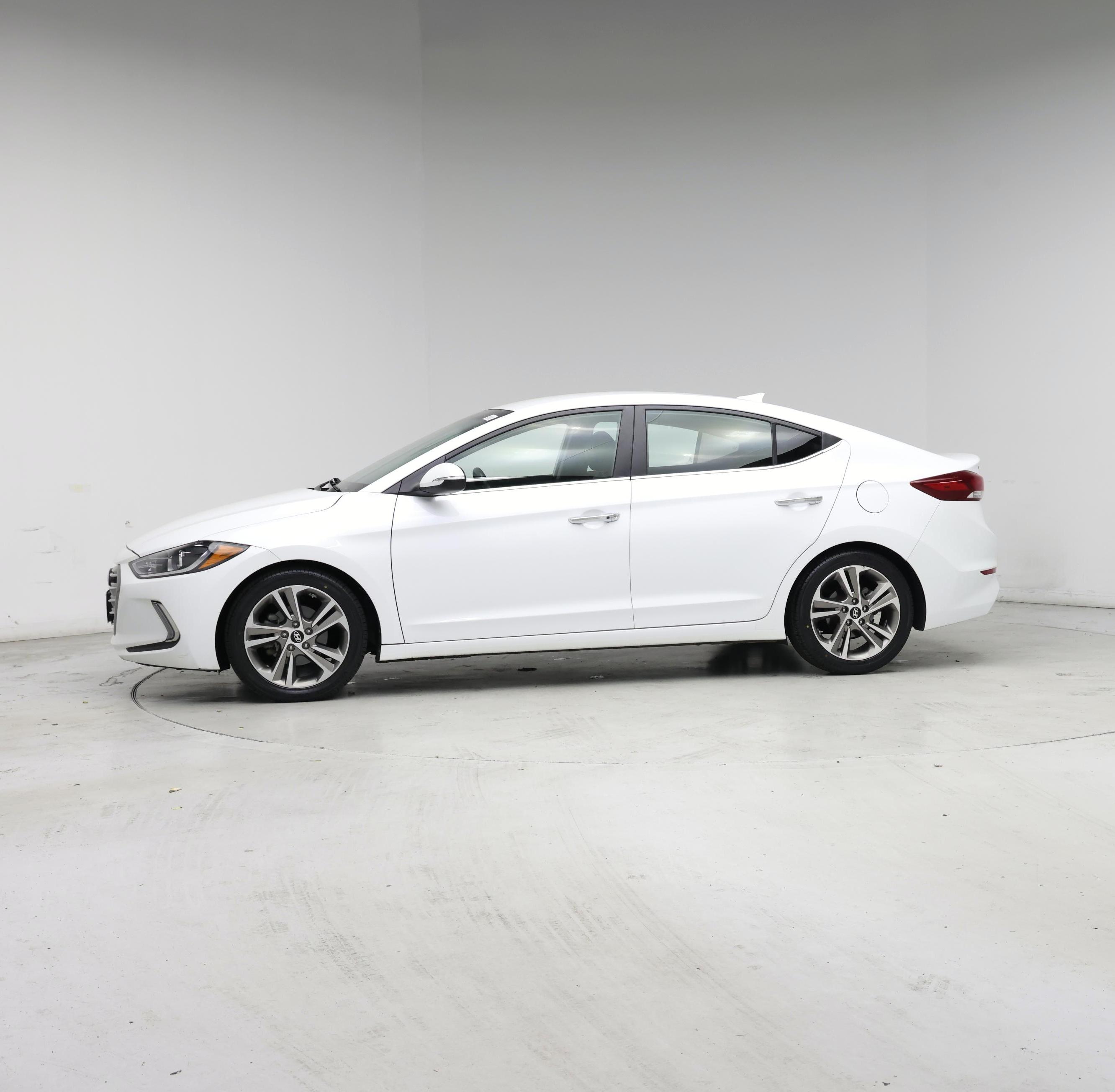 Thumbnail: 2017 Hyundai Elantra - 3