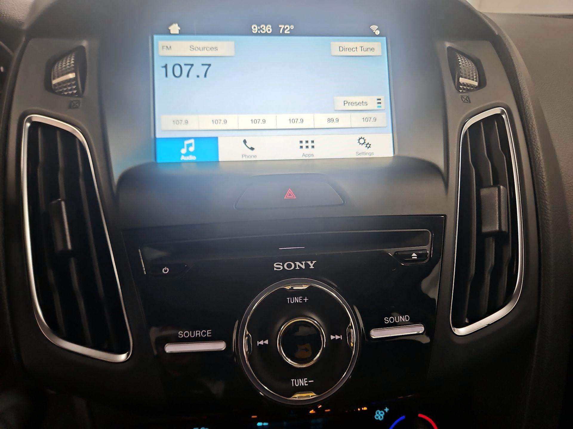 Thumbnail: 2018 Ford Focus - 15