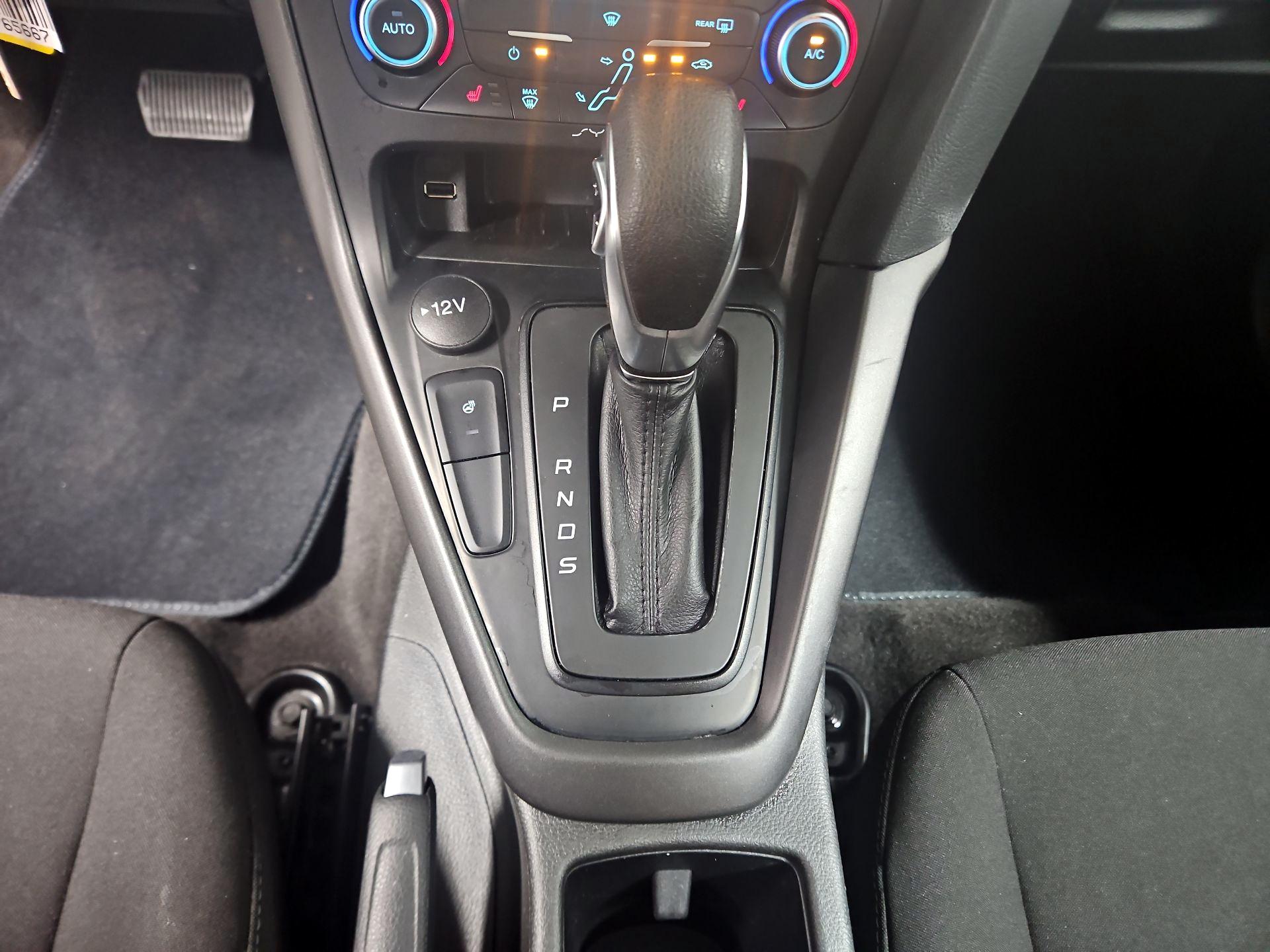 Thumbnail: 2018 Ford Focus - 17