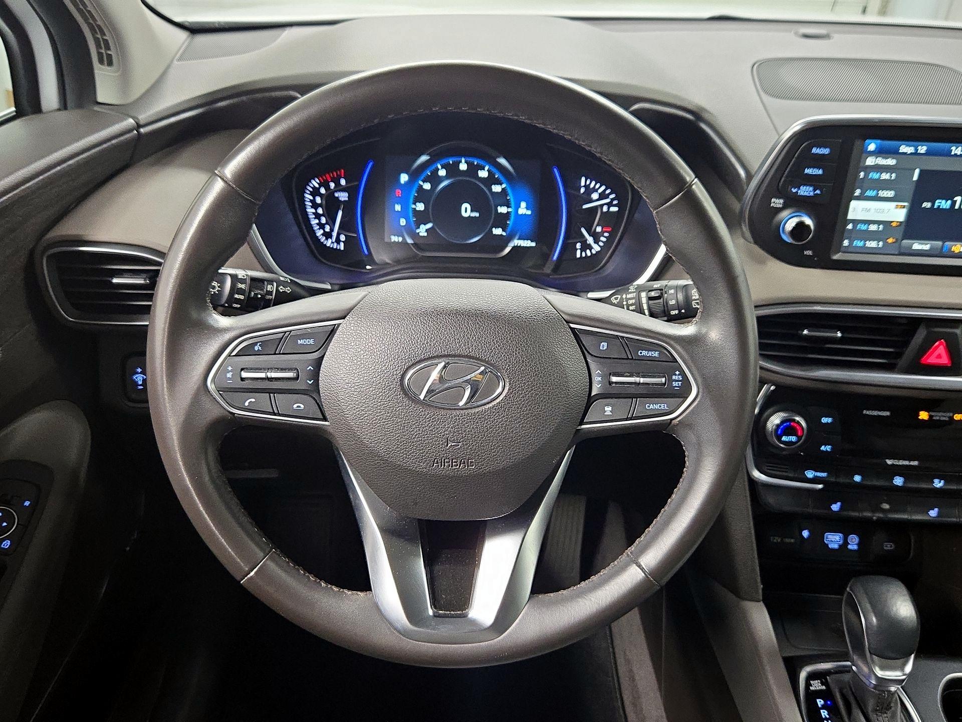 Thumbnail: 2020 Hyundai Santa Fe - 10