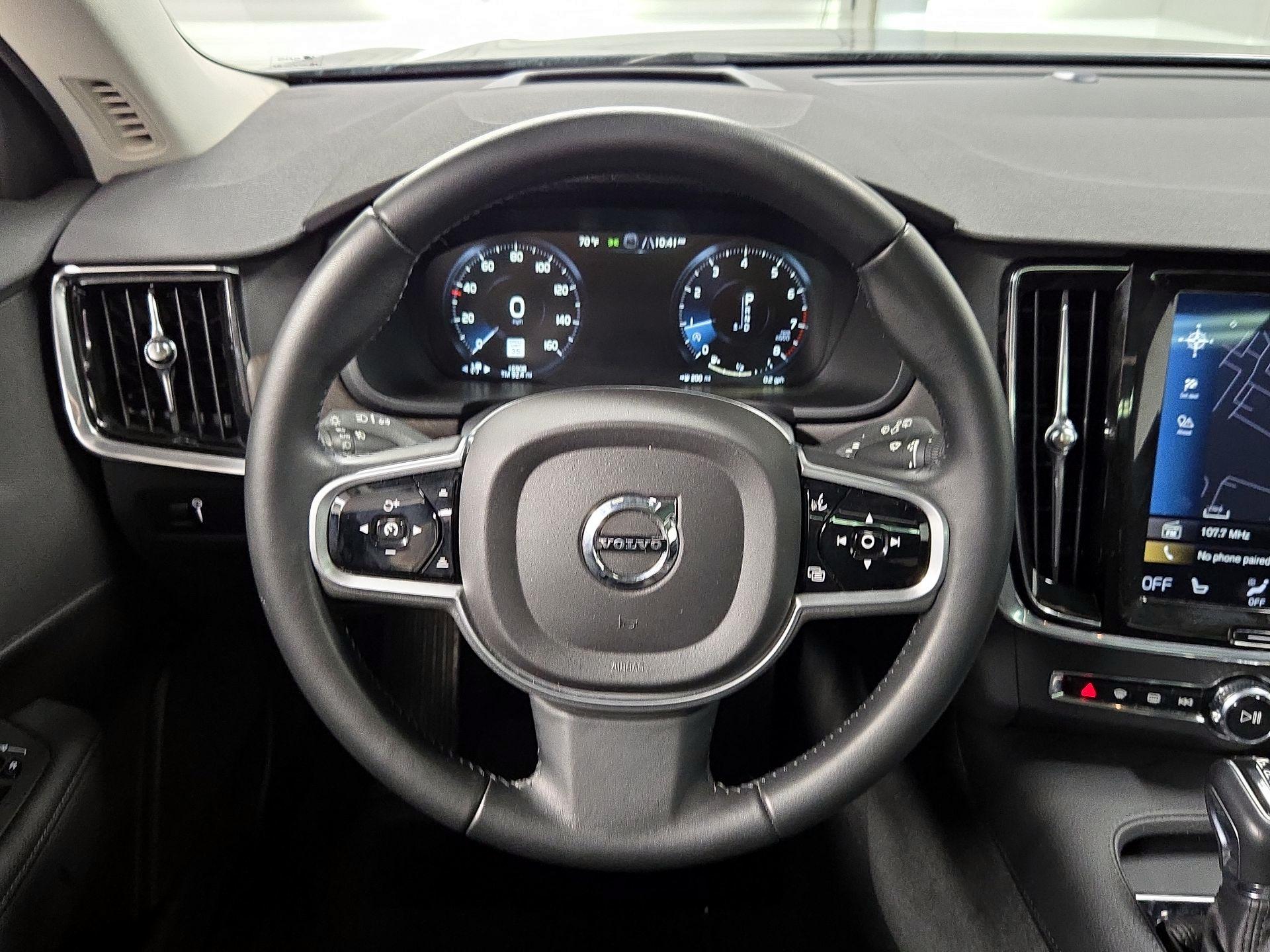 Thumbnail: 2019 Volvo V90 - 10