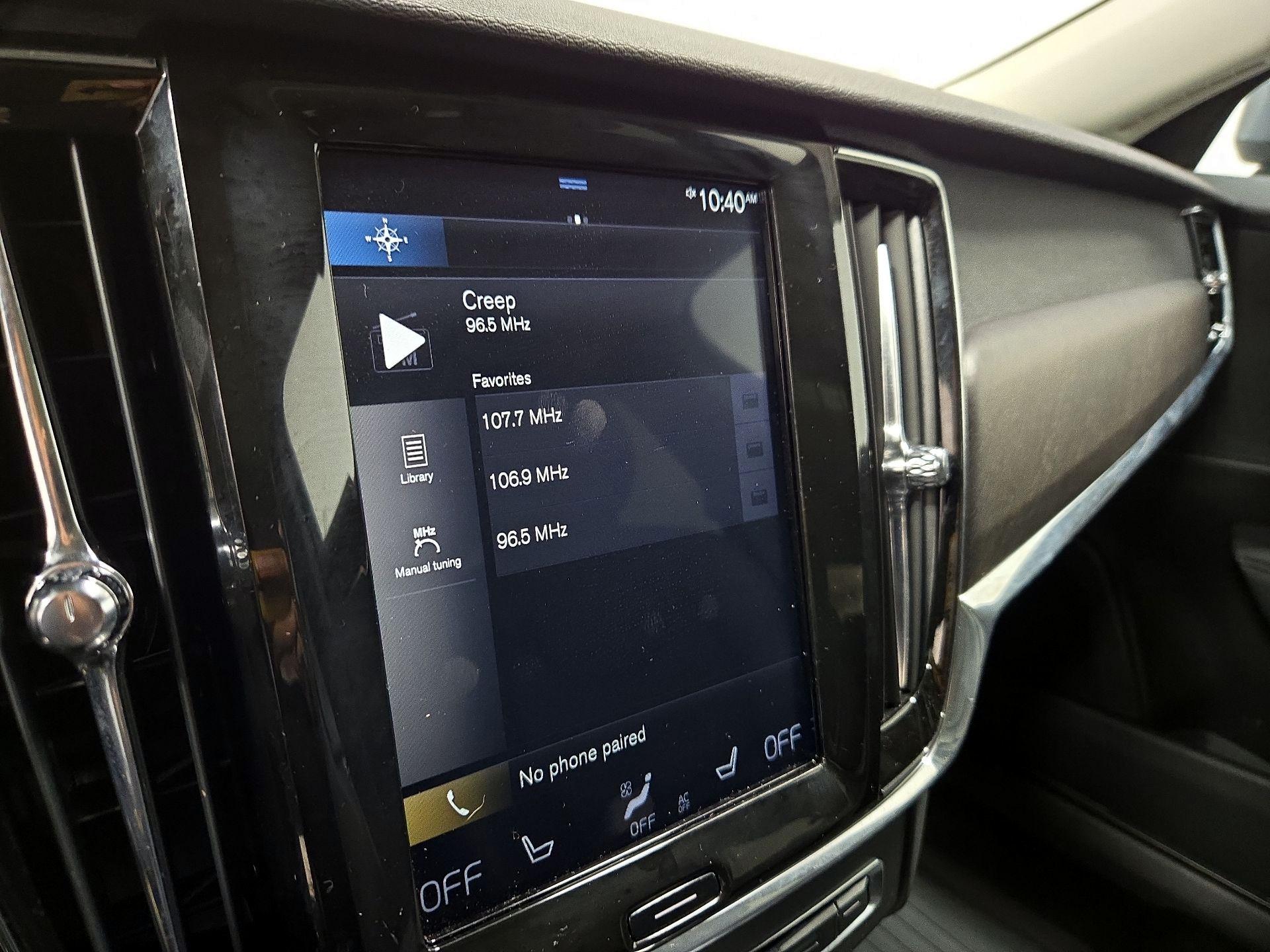 Thumbnail: 2019 Volvo V90 - 16