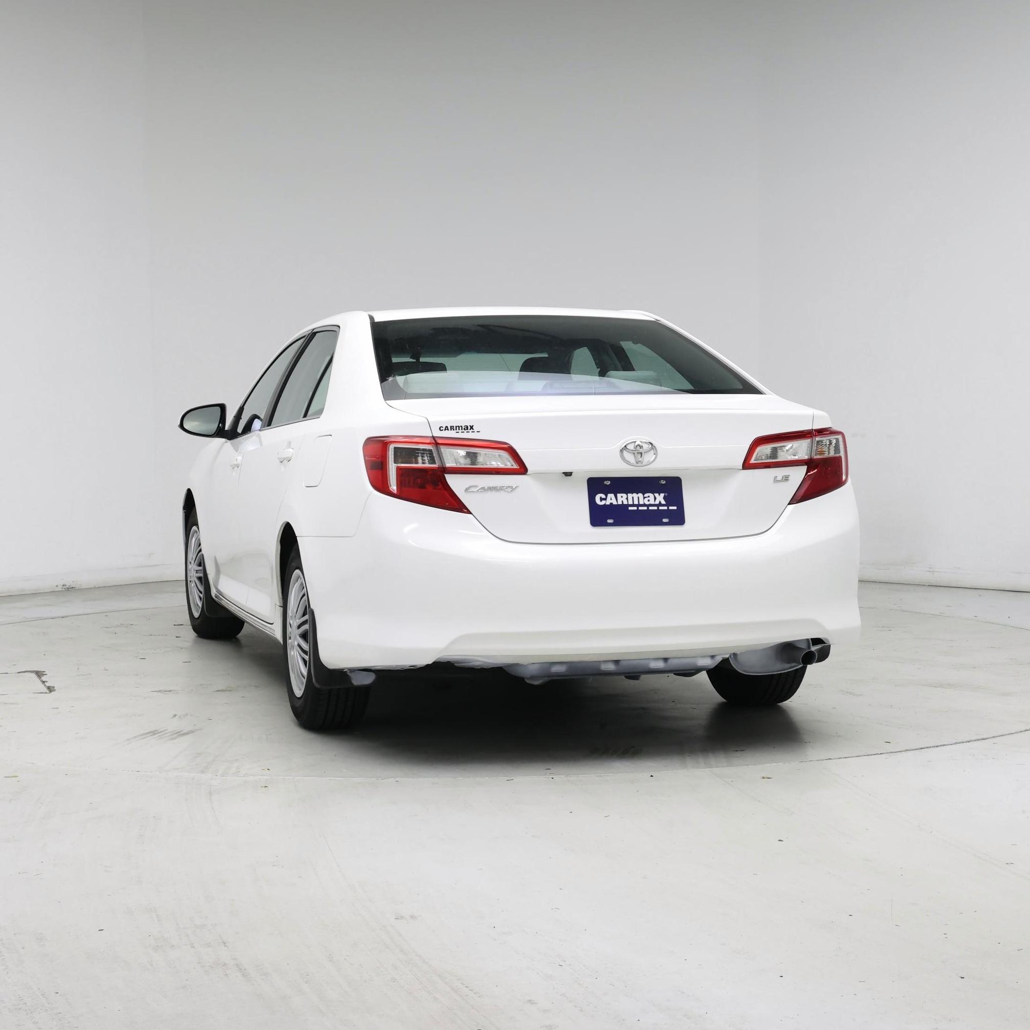 Thumbnail: 2014 Toyota Camry - 6