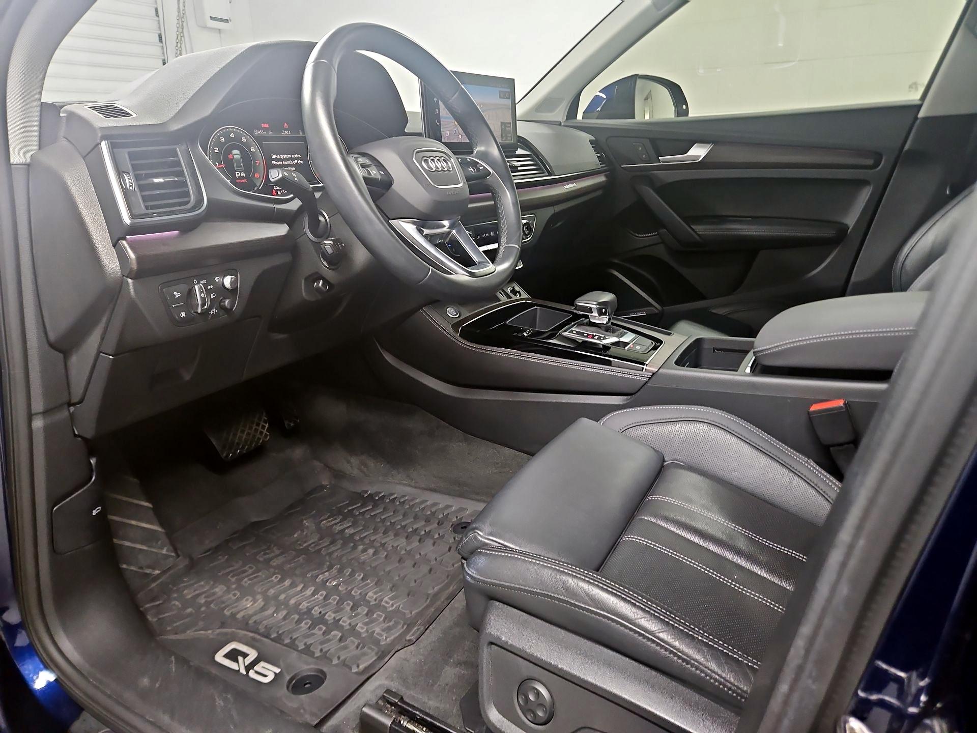 Thumbnail: 2021 Audi Q5 - 11