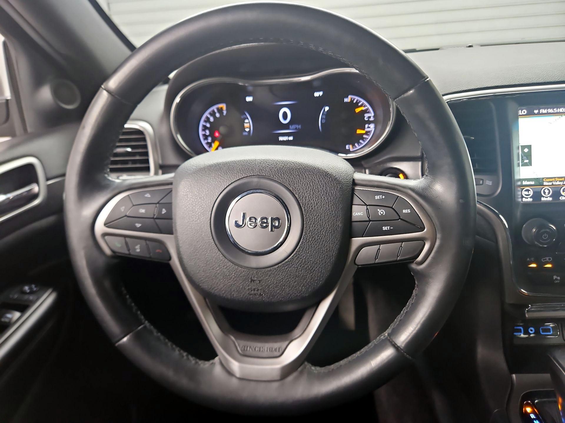 Thumbnail: 2018 Jeep Grand Cherokee - 10