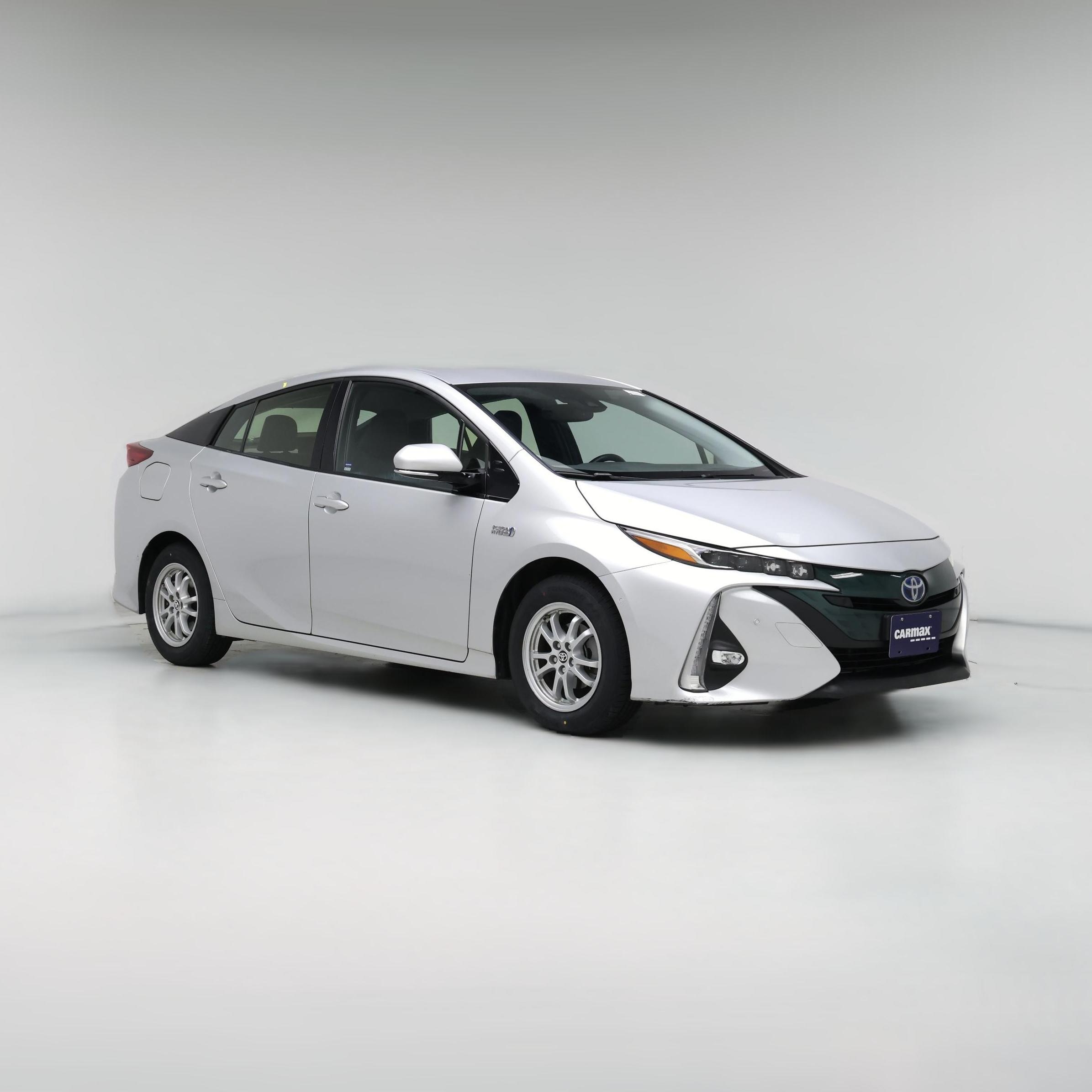 Thumbnail: 2018 Toyota Prius Prime - 1