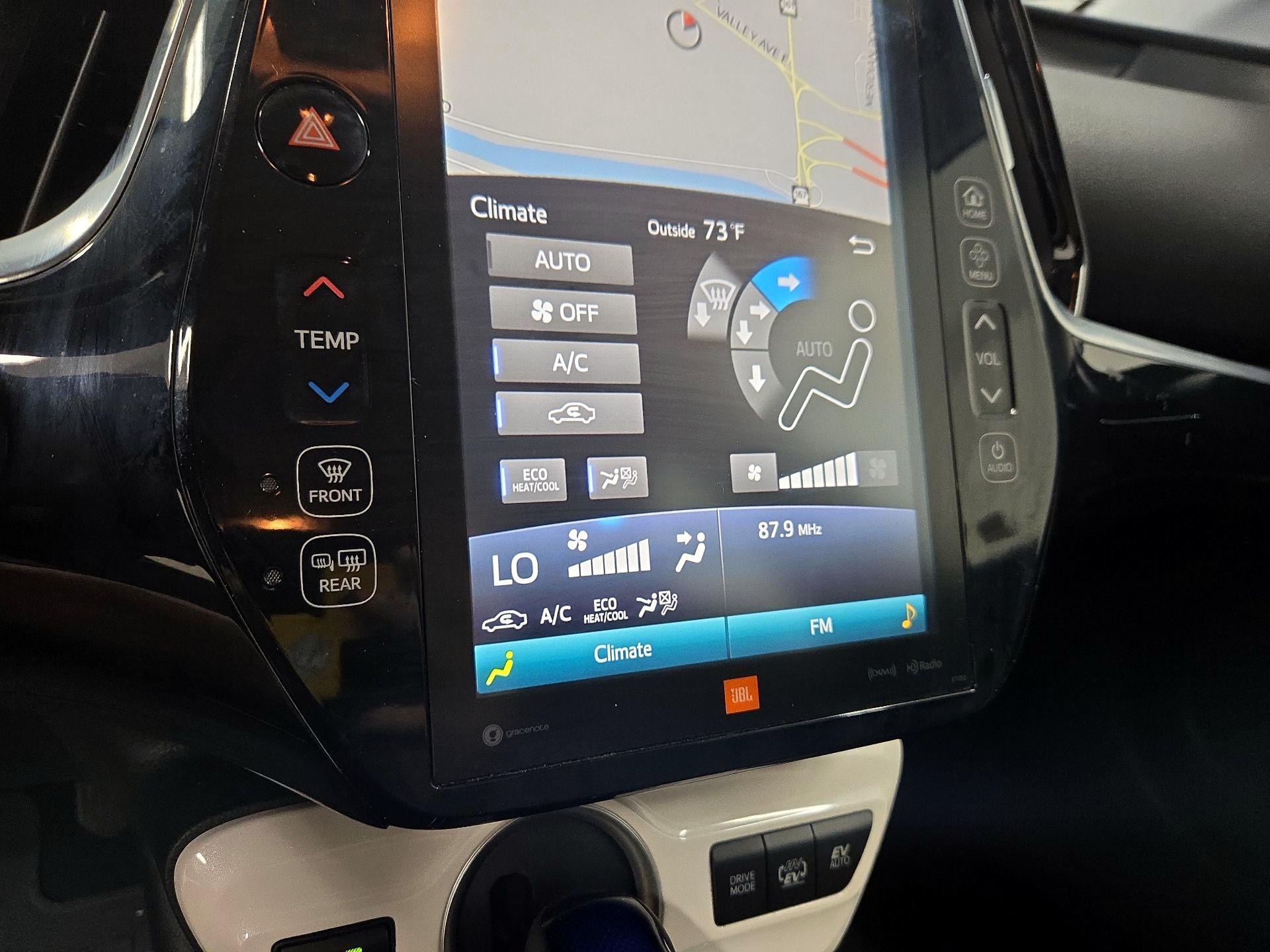 Thumbnail: 2018 Toyota Prius Prime - 17