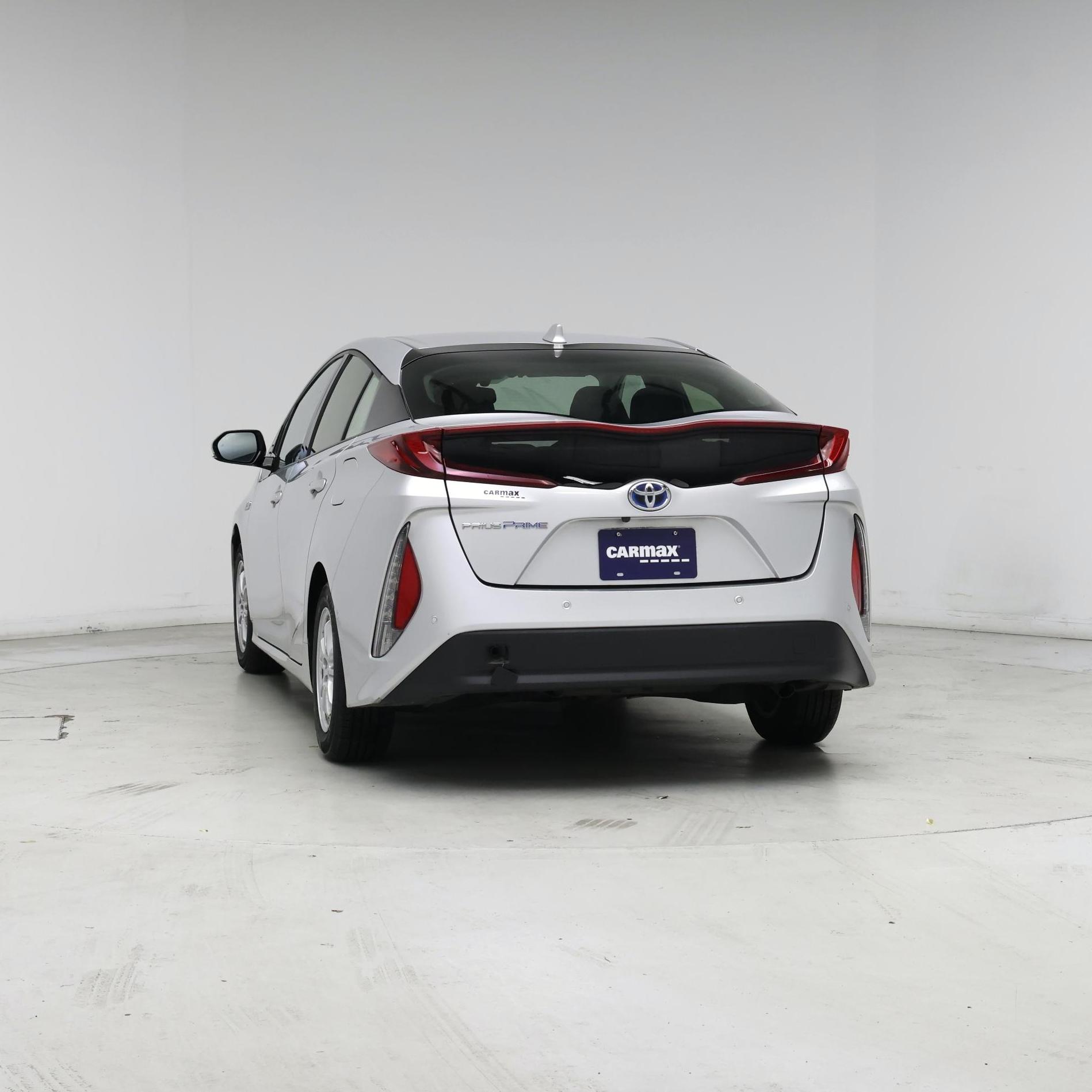 Thumbnail: 2018 Toyota Prius Prime - 6