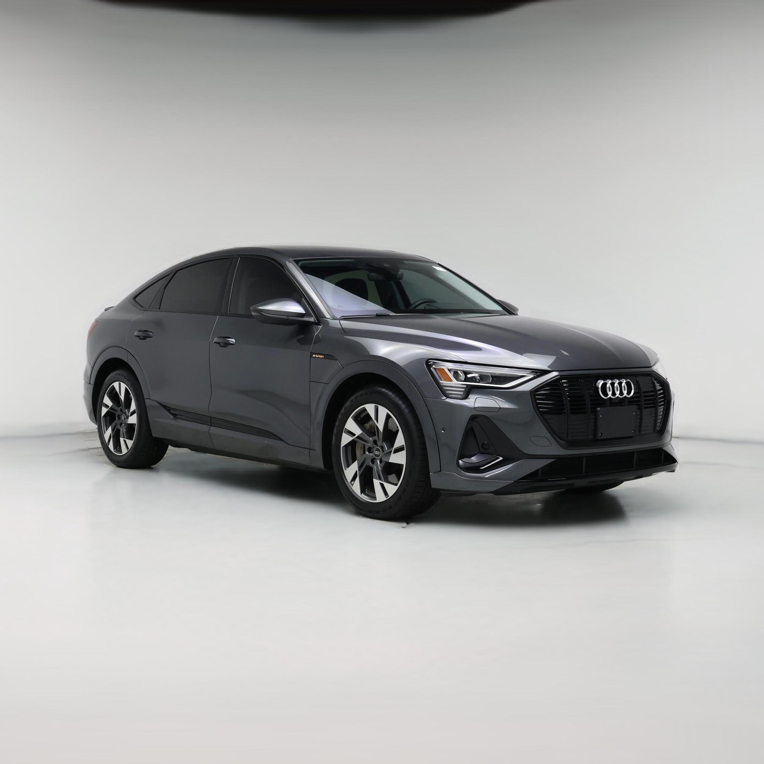 Thumbnail: 2022 Audi e-tron S - 1