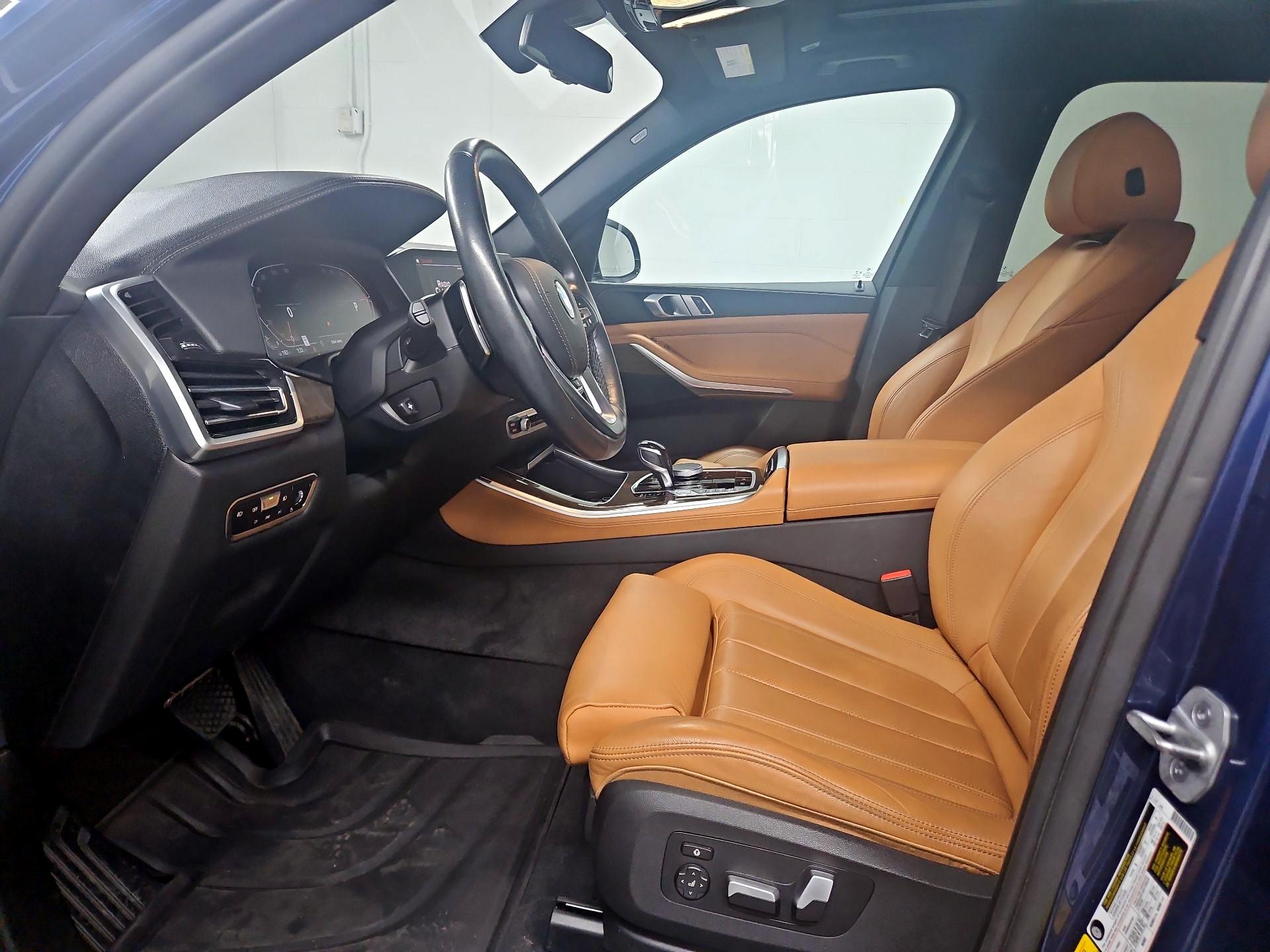 Thumbnail: 2021 BMW X5 - 11