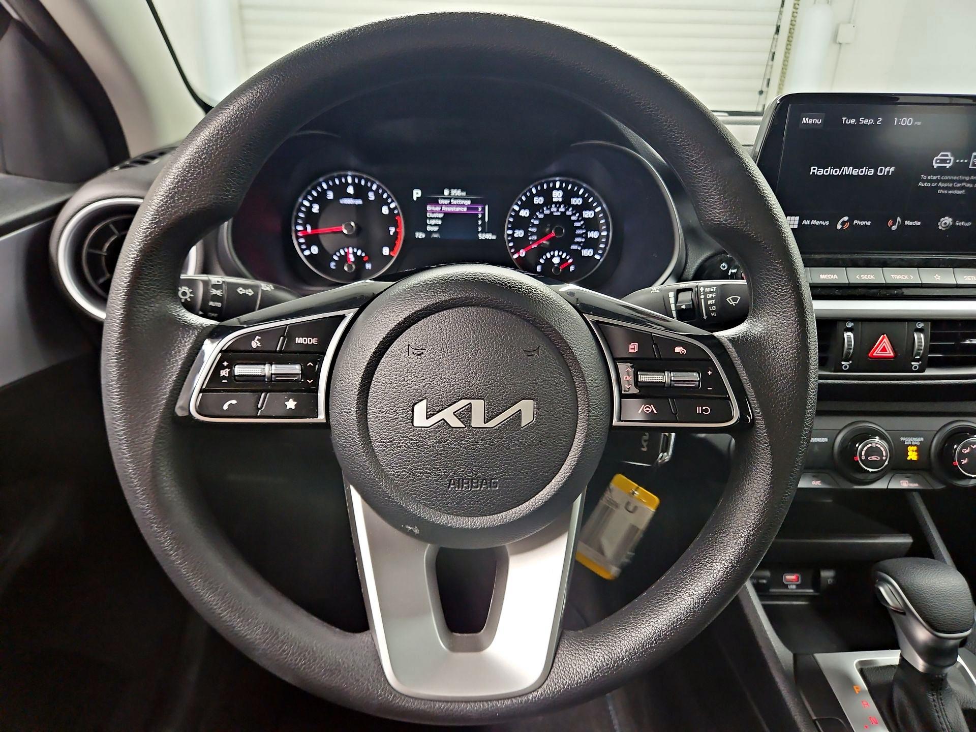 Thumbnail: 2024 Kia Forte - 10