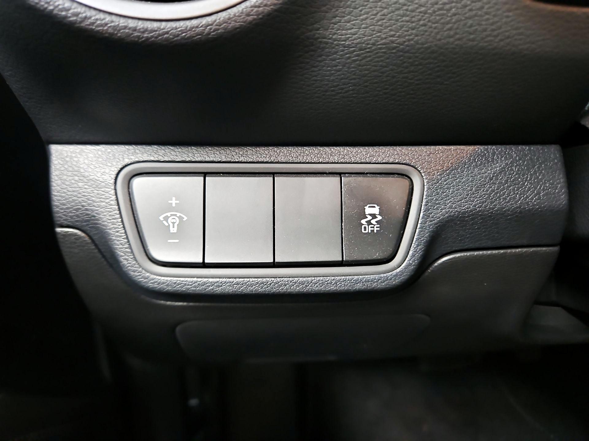 Thumbnail: 2024 Kia Forte - 13