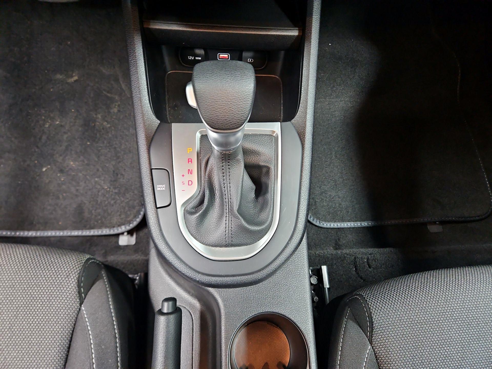 Thumbnail: 2024 Kia Forte - 17