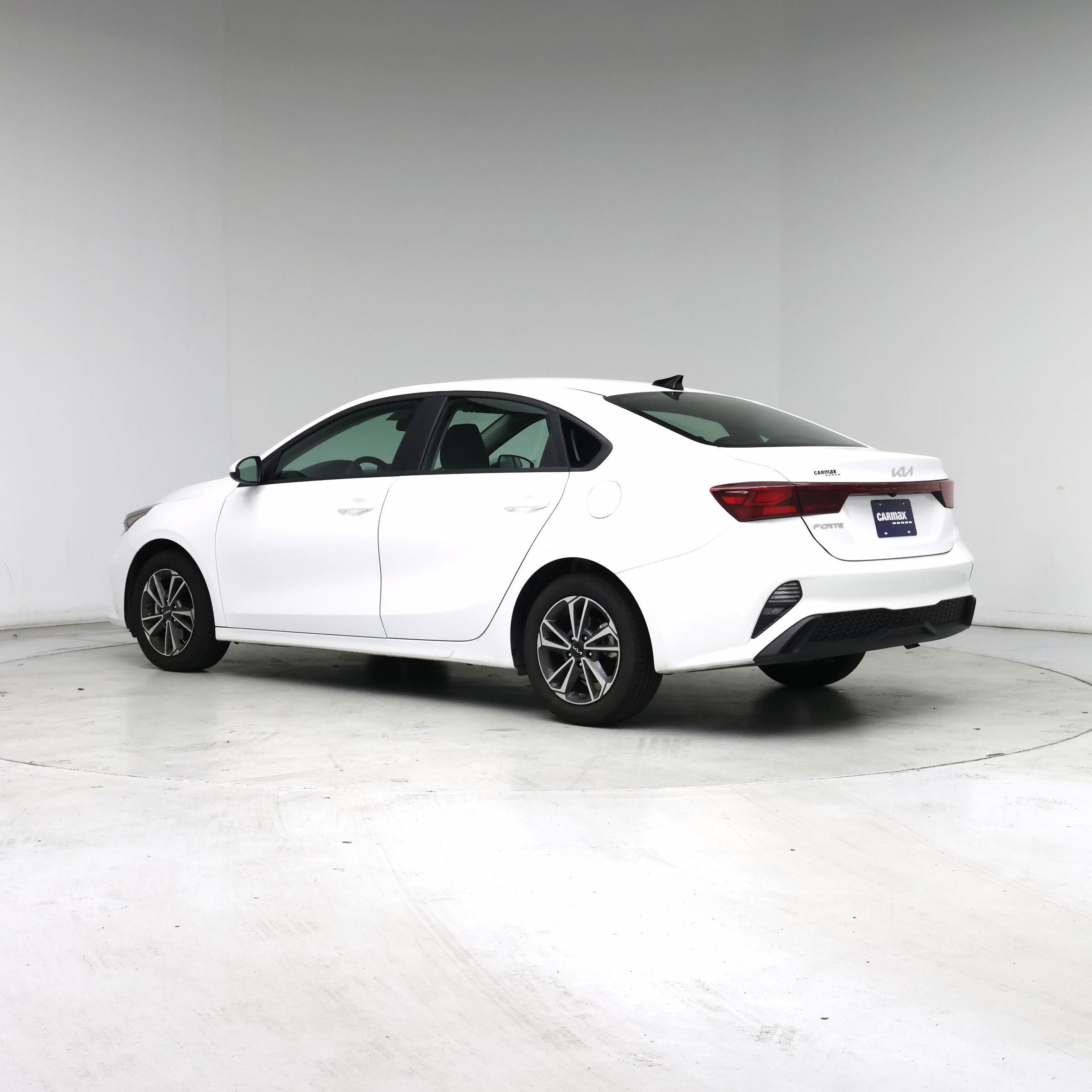Thumbnail: 2024 Kia Forte - 2