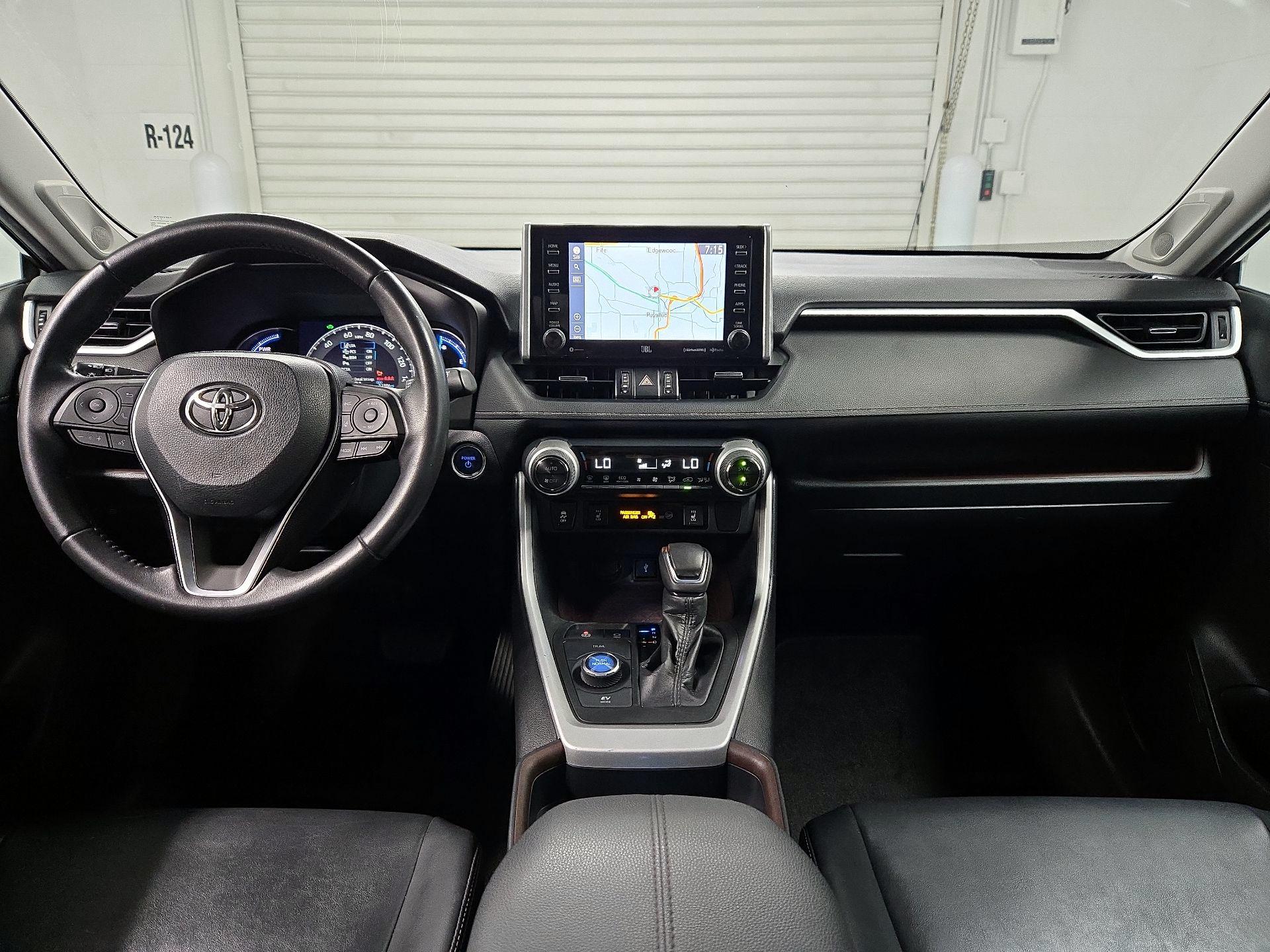 Thumbnail: 2020 Toyota RAV4 - 9