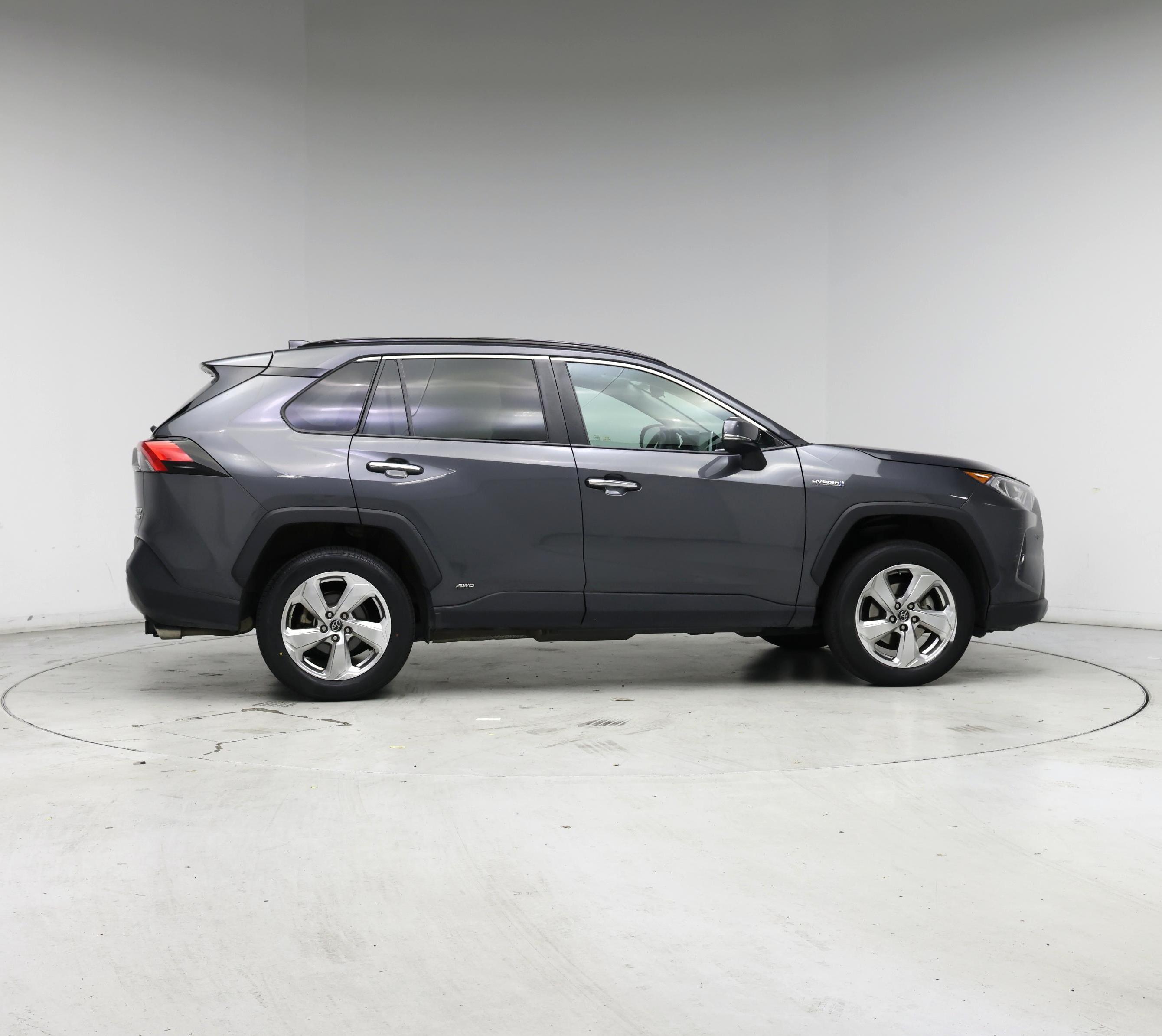 Thumbnail: 2020 Toyota RAV4 - 7