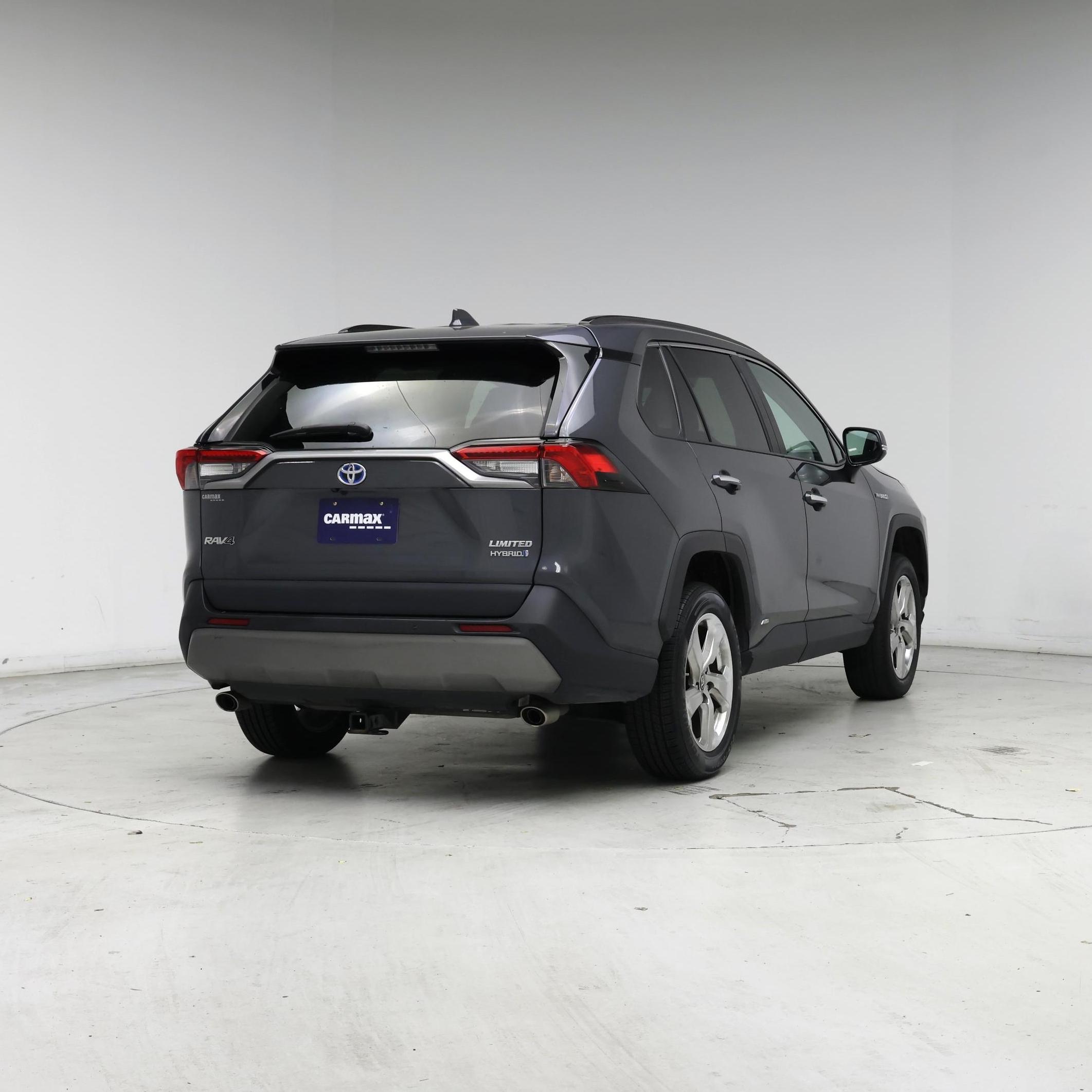 Thumbnail: 2020 Toyota RAV4 - 8