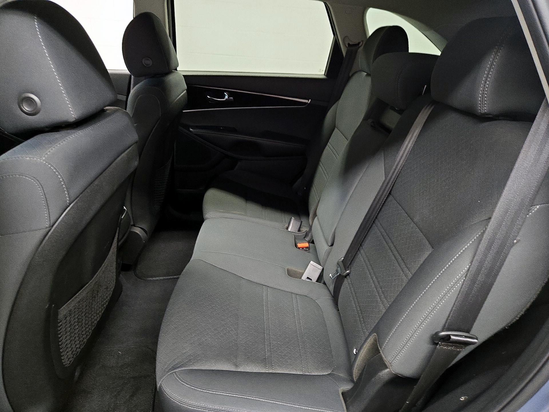 Thumbnail: 2020 Kia Sorento - 19