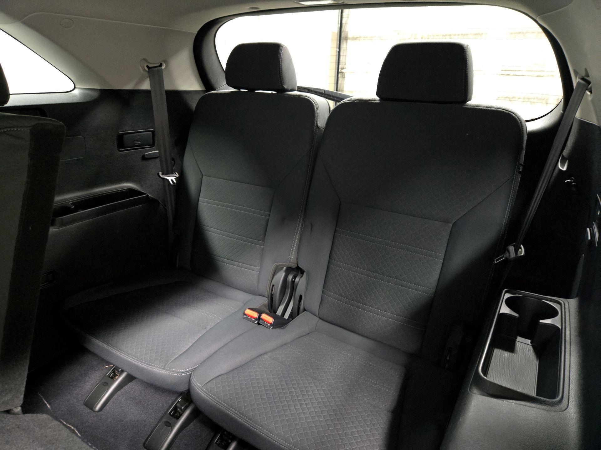 Thumbnail: 2020 Kia Sorento - 20