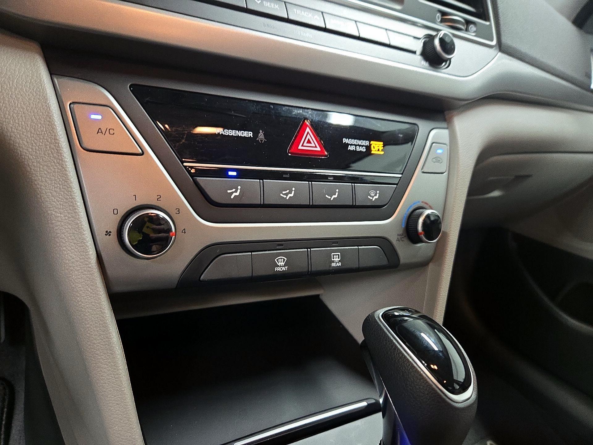 Thumbnail: 2018 Hyundai Elantra - 16