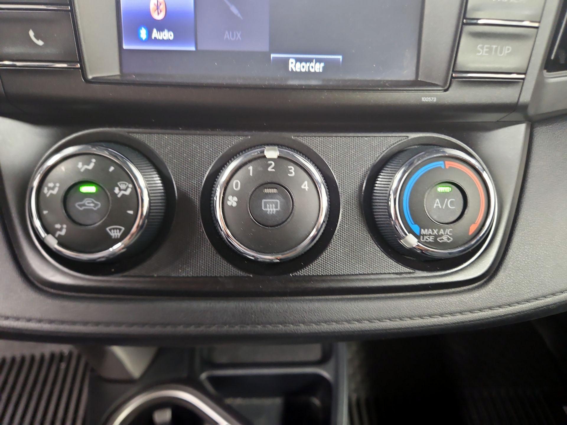 Thumbnail: 2017 Toyota RAV4 - 16
