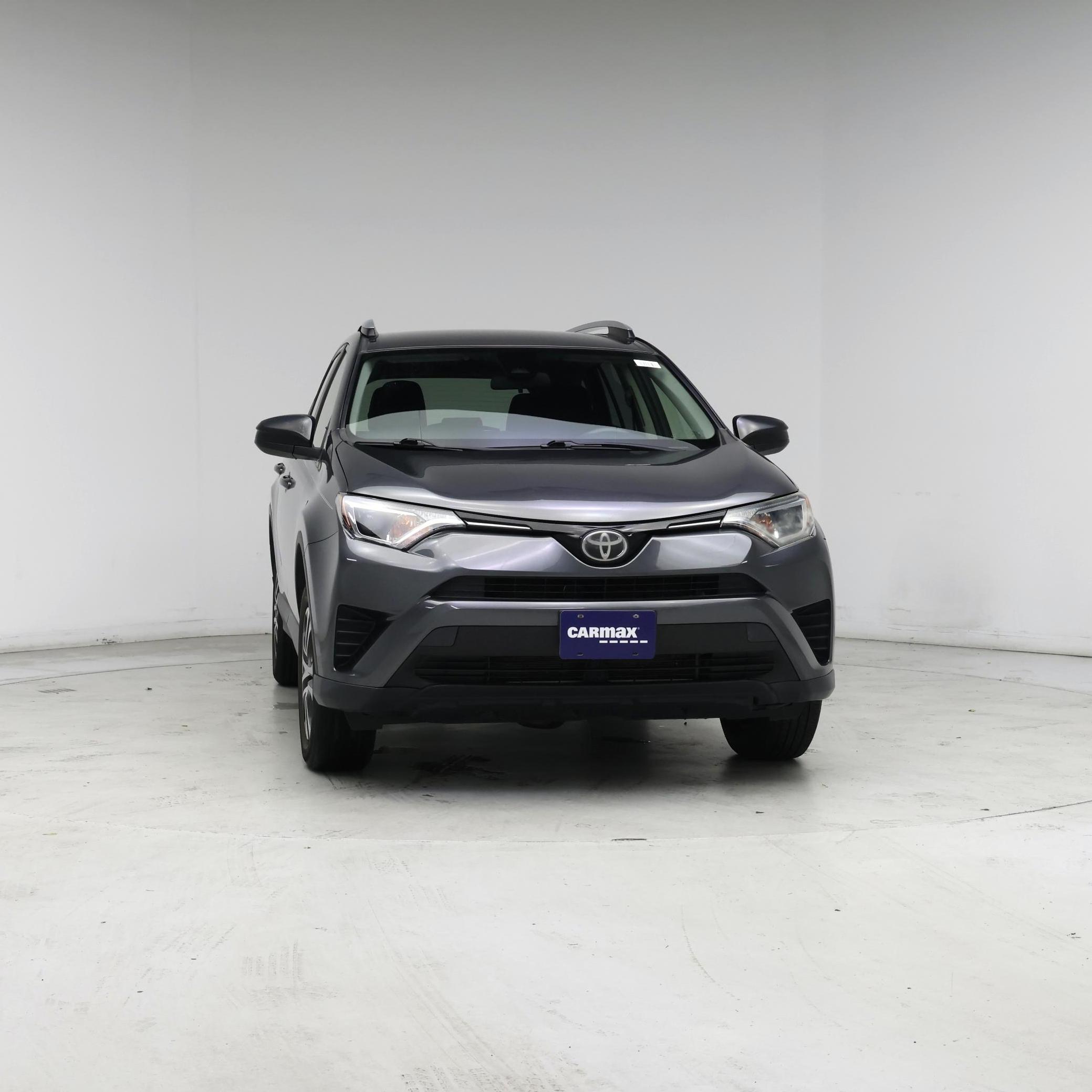 Thumbnail: 2017 Toyota RAV4 - 5