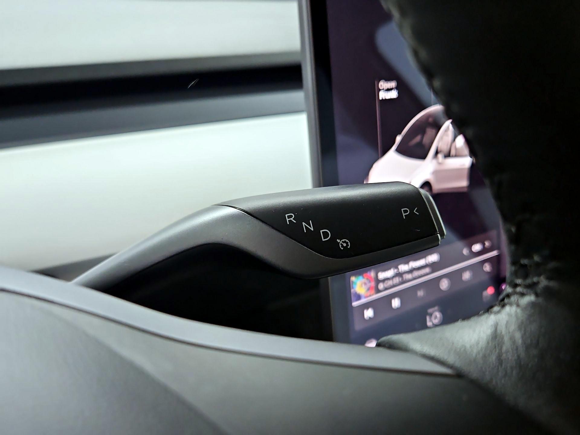 Thumbnail: 2021 Tesla Model Y - 17