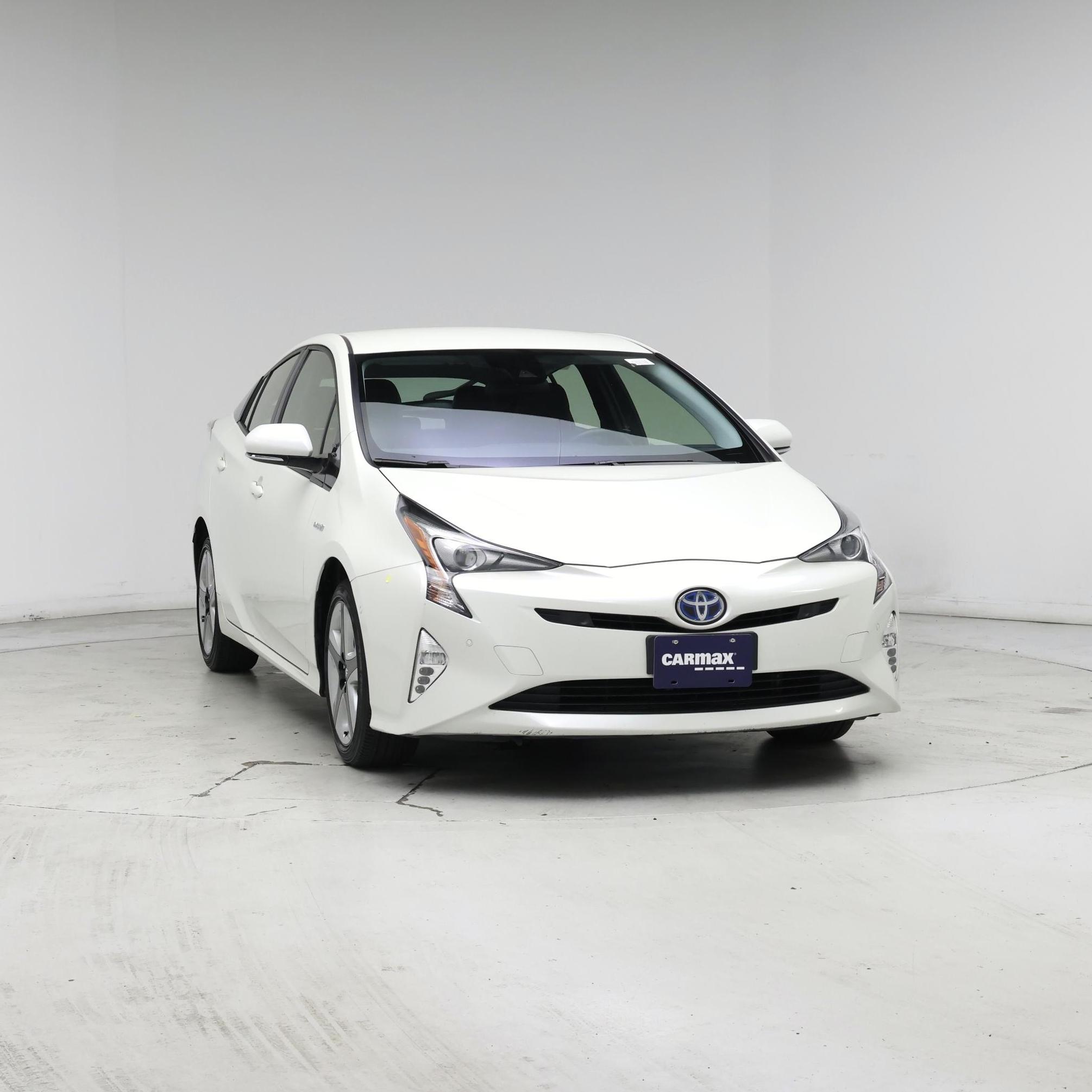 Thumbnail: 2018 Toyota Prius - 5