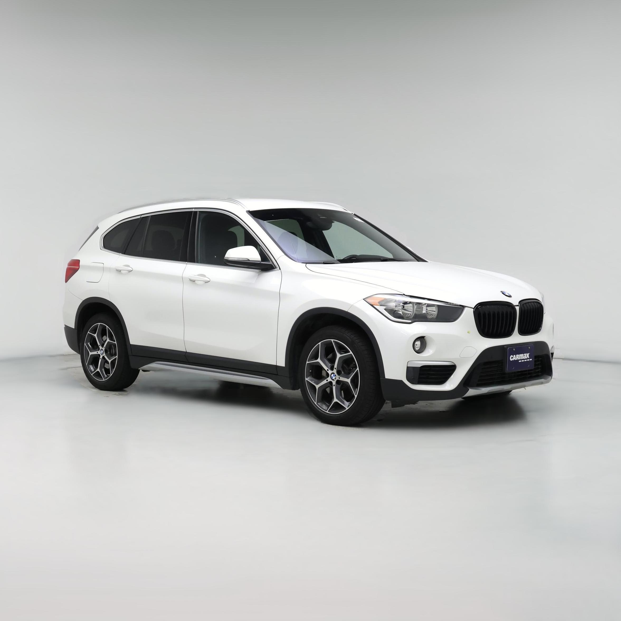Thumbnail: 2019 BMW X1 - 1