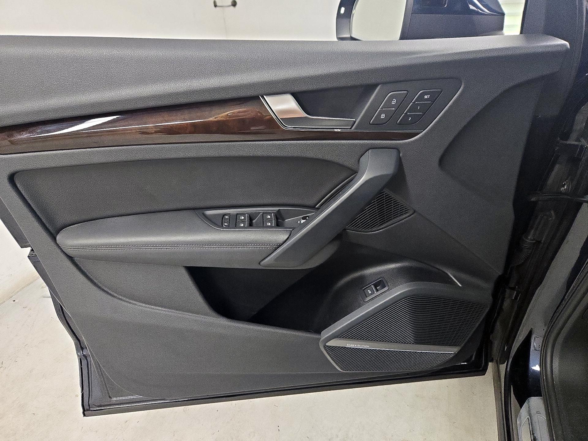 Thumbnail: 2019 Audi Q5 - 12