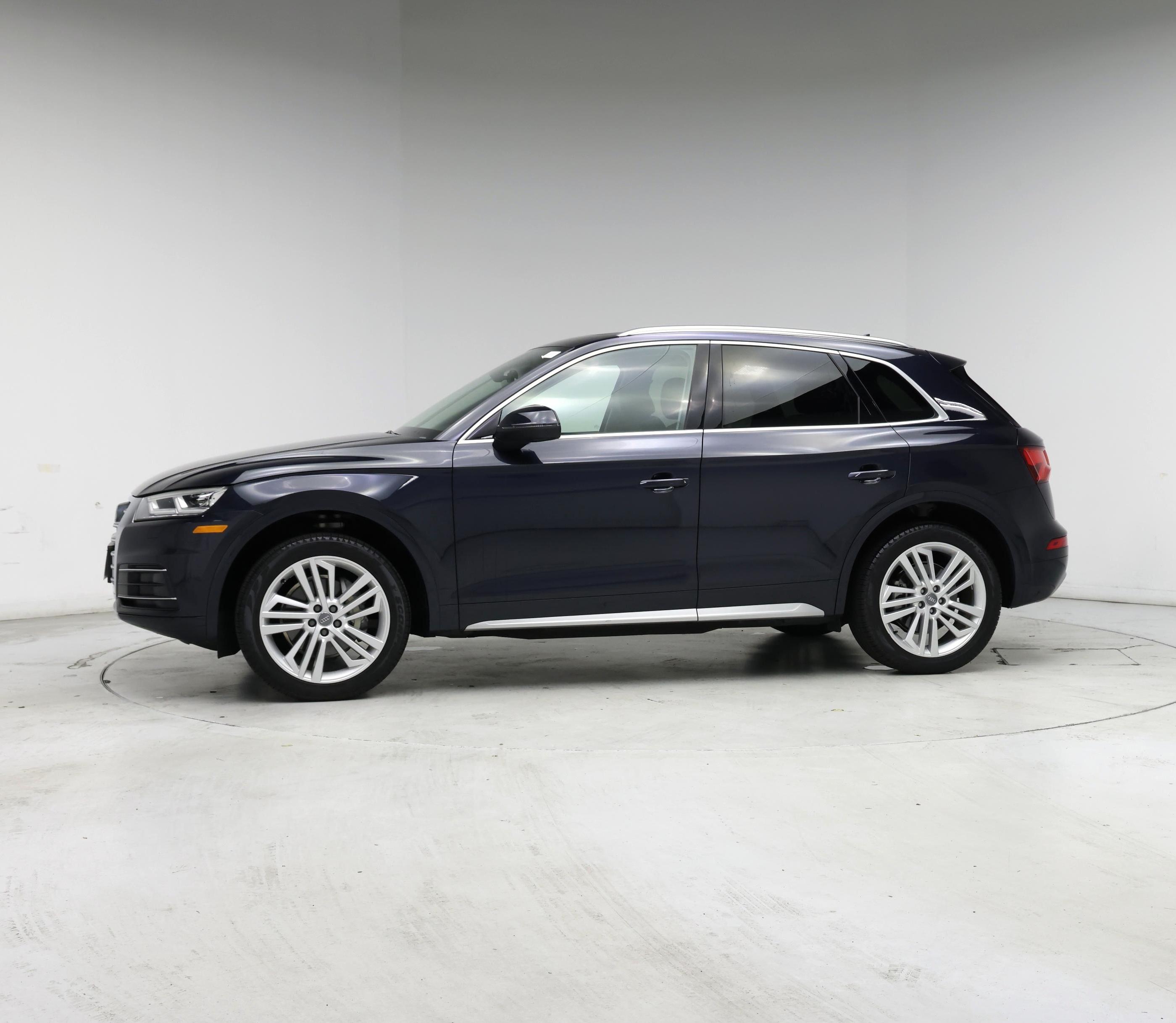 Thumbnail: 2019 Audi Q5 - 3