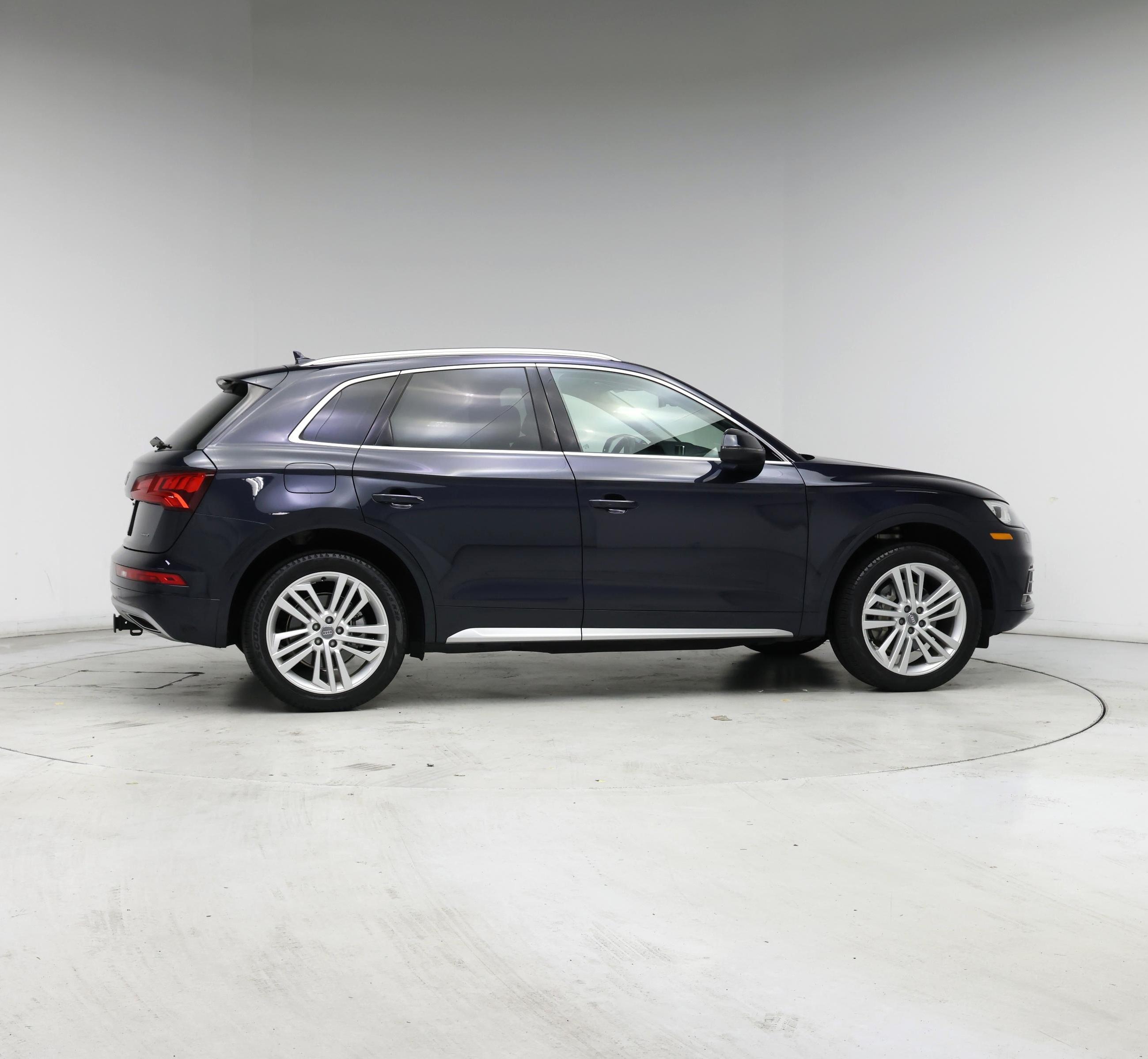 Thumbnail: 2019 Audi Q5 - 7